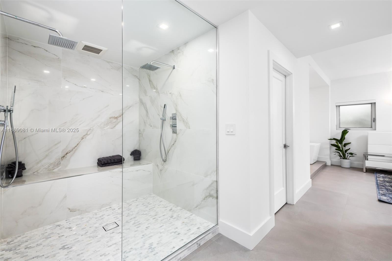 1785 Fairhaven Pl Miami, FL 33133