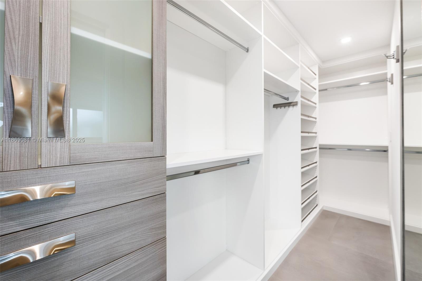 1785 Fairhaven Pl Miami, FL 33133