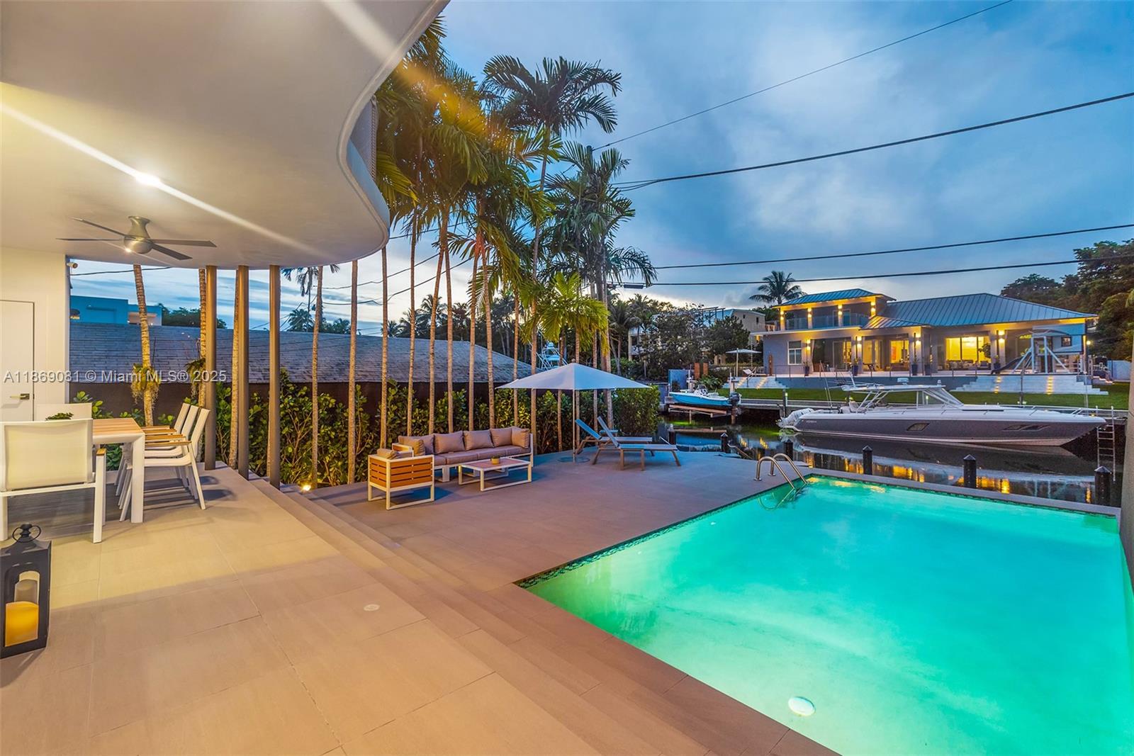 1785 Fairhaven Pl Miami, FL 33133