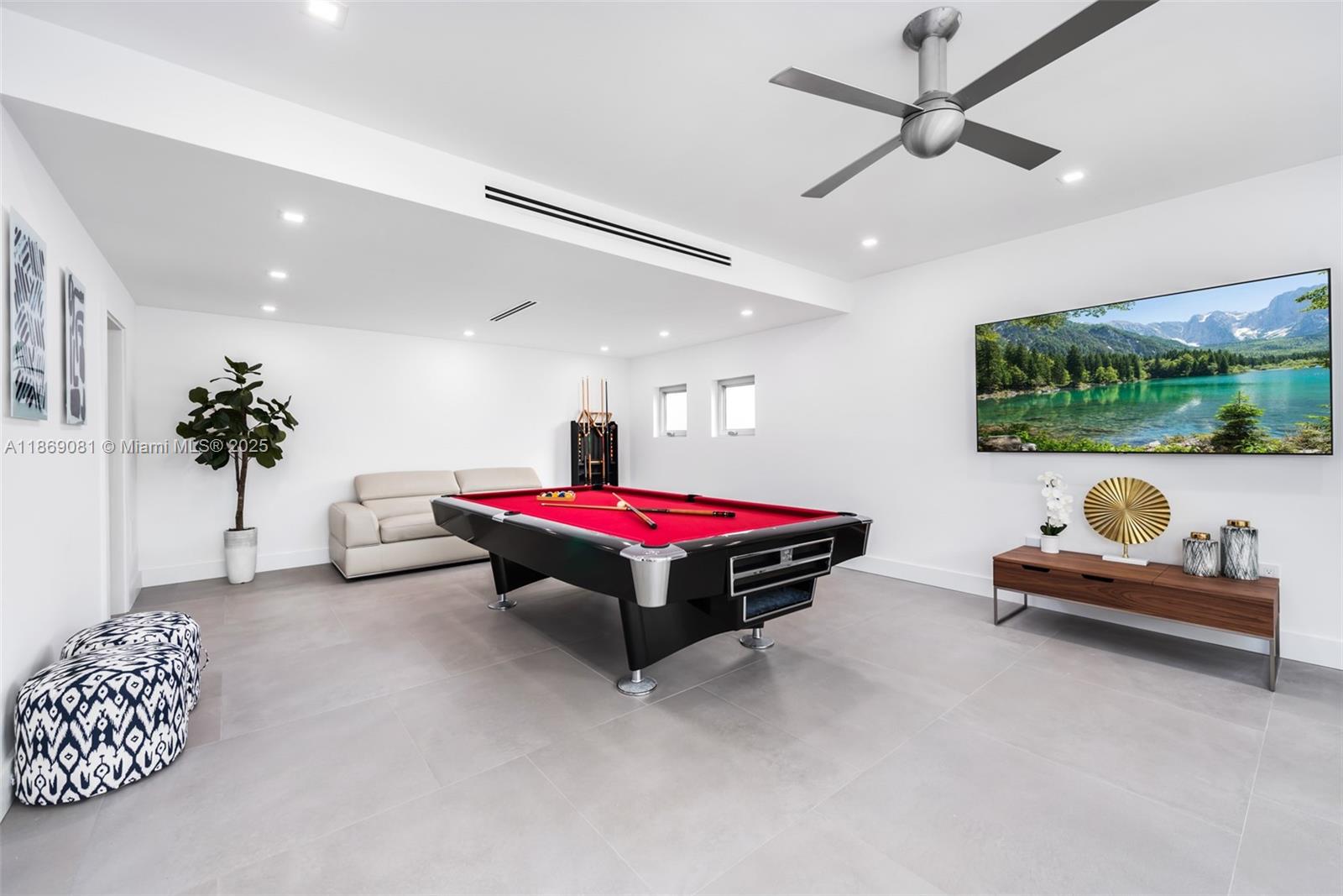 1785 Fairhaven Pl Miami, FL 33133