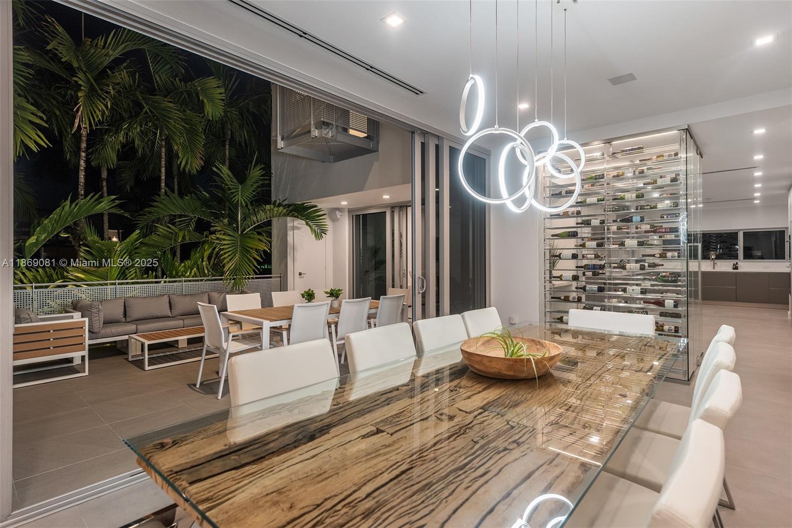 1785 Fairhaven Pl Miami, FL 33133