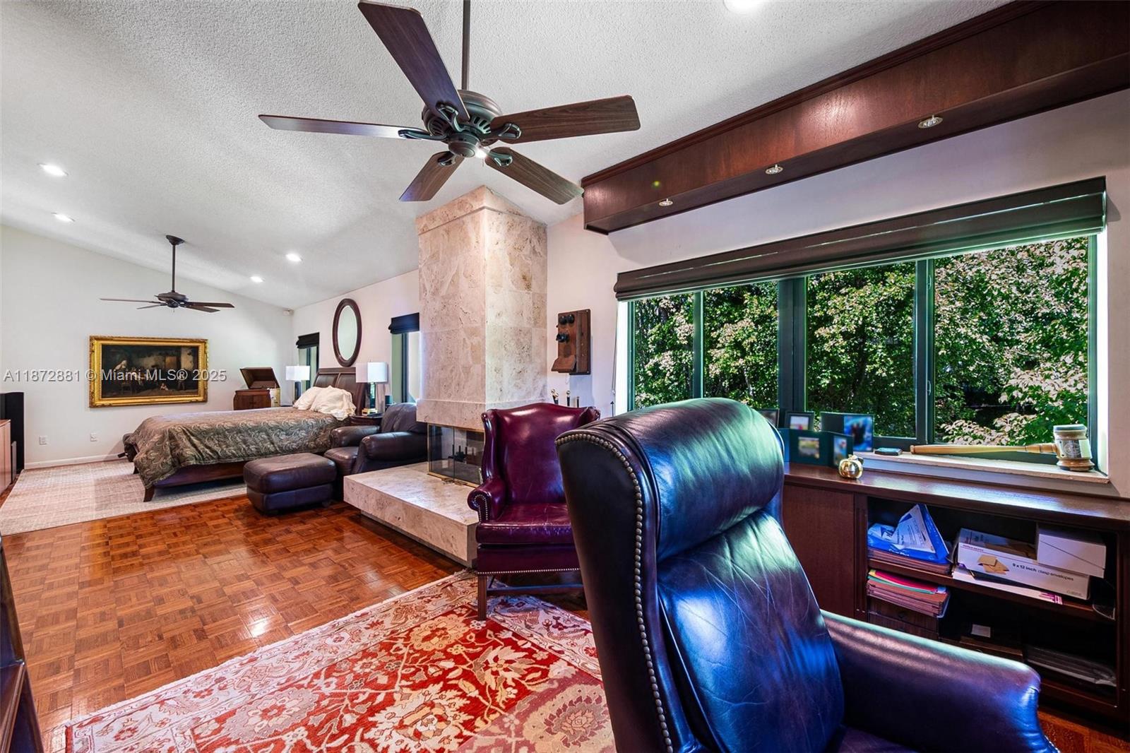 2000 S Bayshore Dr #72 Miami, FL 33133