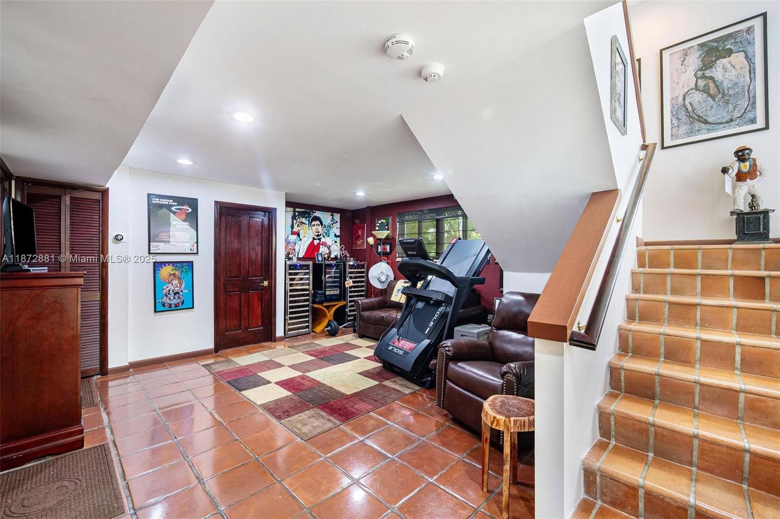 2000 S Bayshore Dr #72 Miami, FL 33133