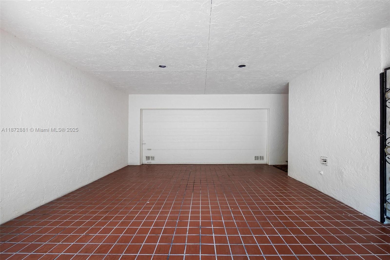 2000 S Bayshore Dr #72 Miami, FL 33133