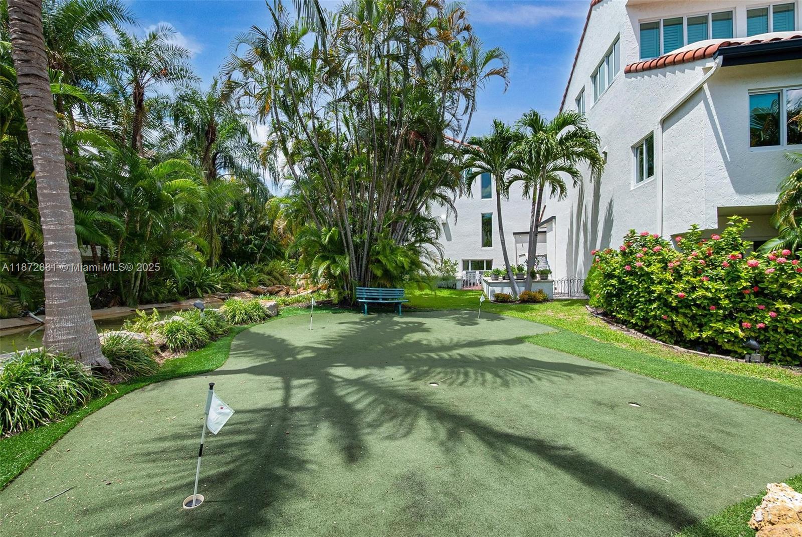 2000 S Bayshore Dr #72 Miami, FL 33133