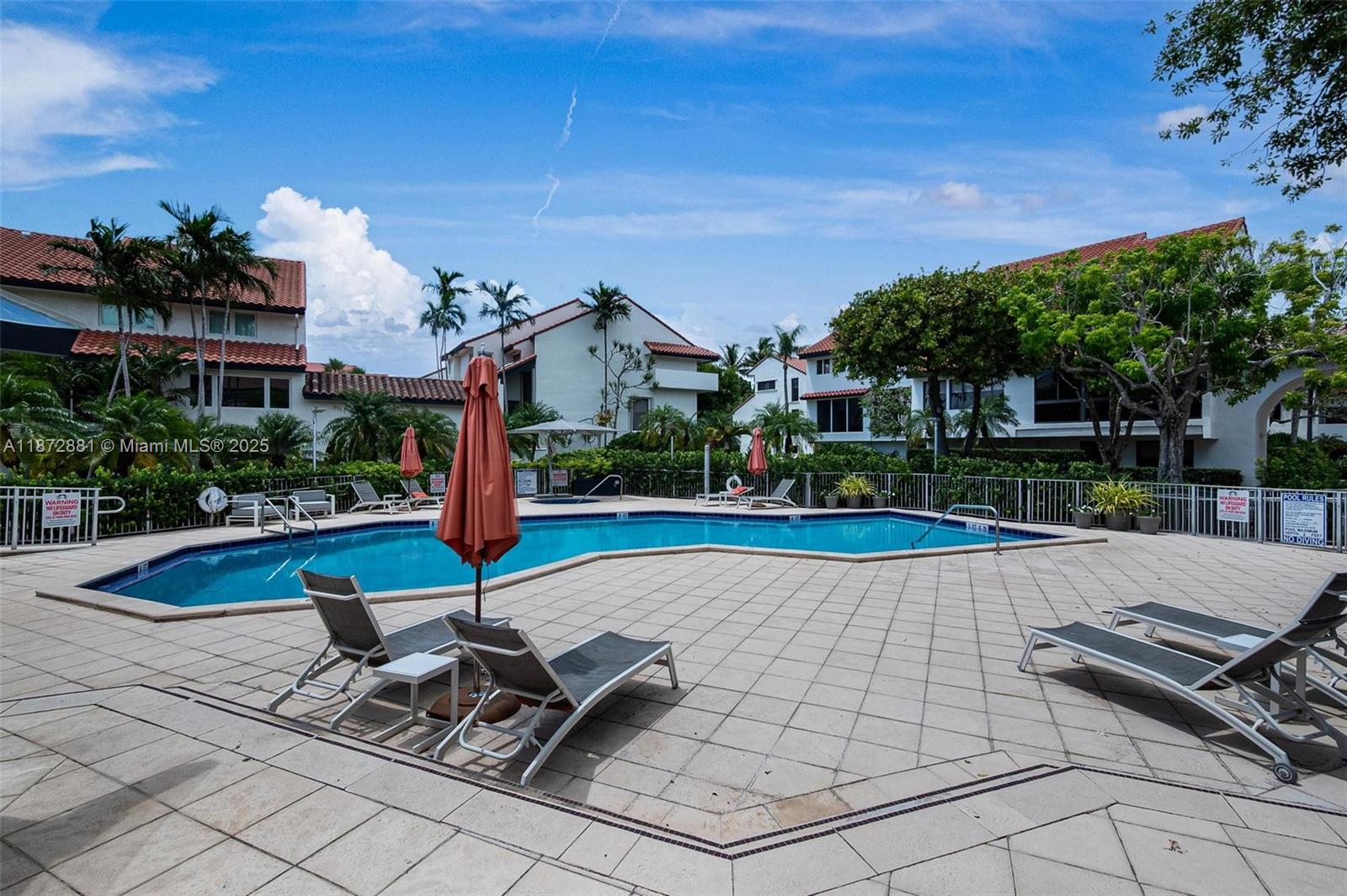 2000 S Bayshore Dr #72 Miami, FL 33133