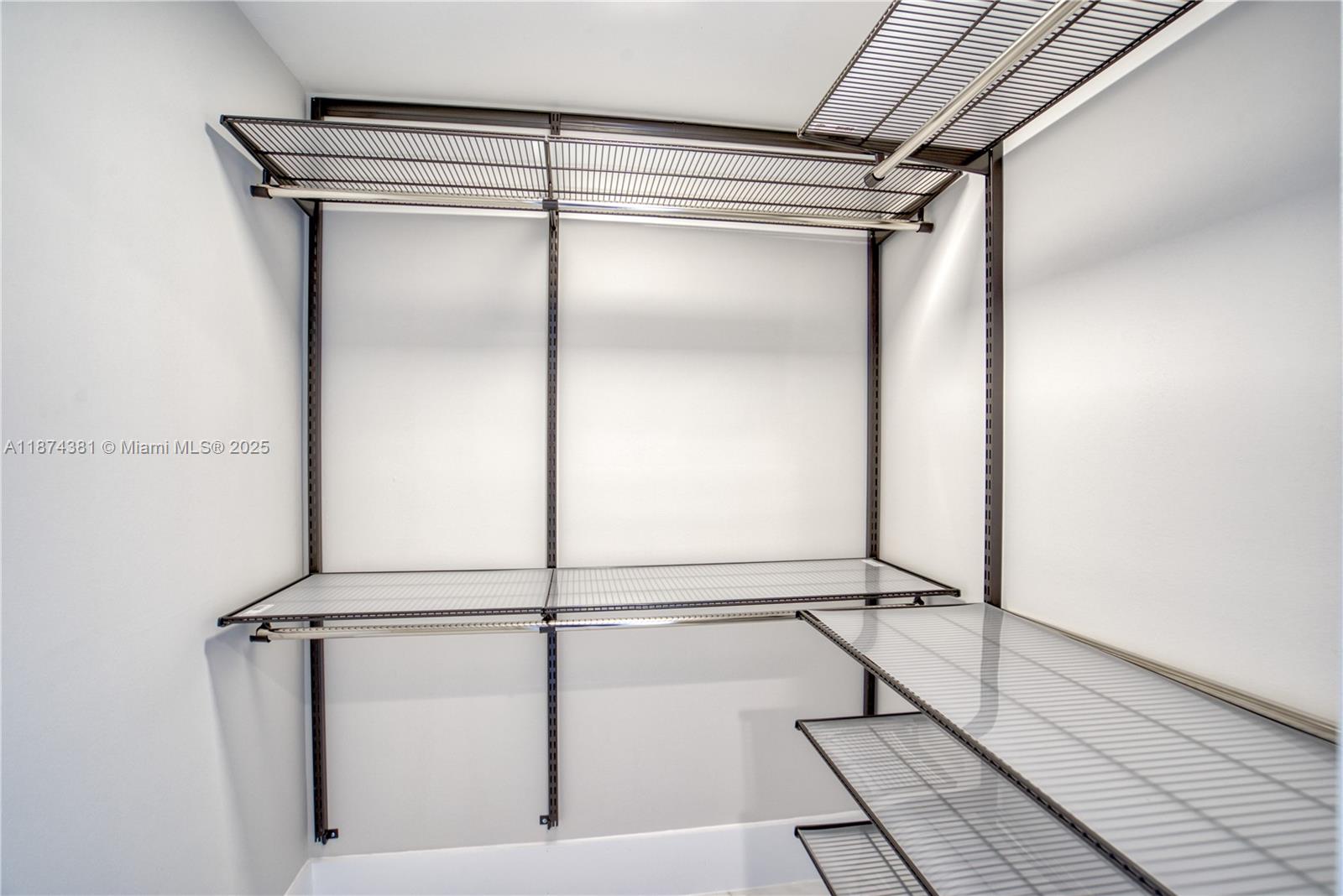image Courvoisier Courts Condo12