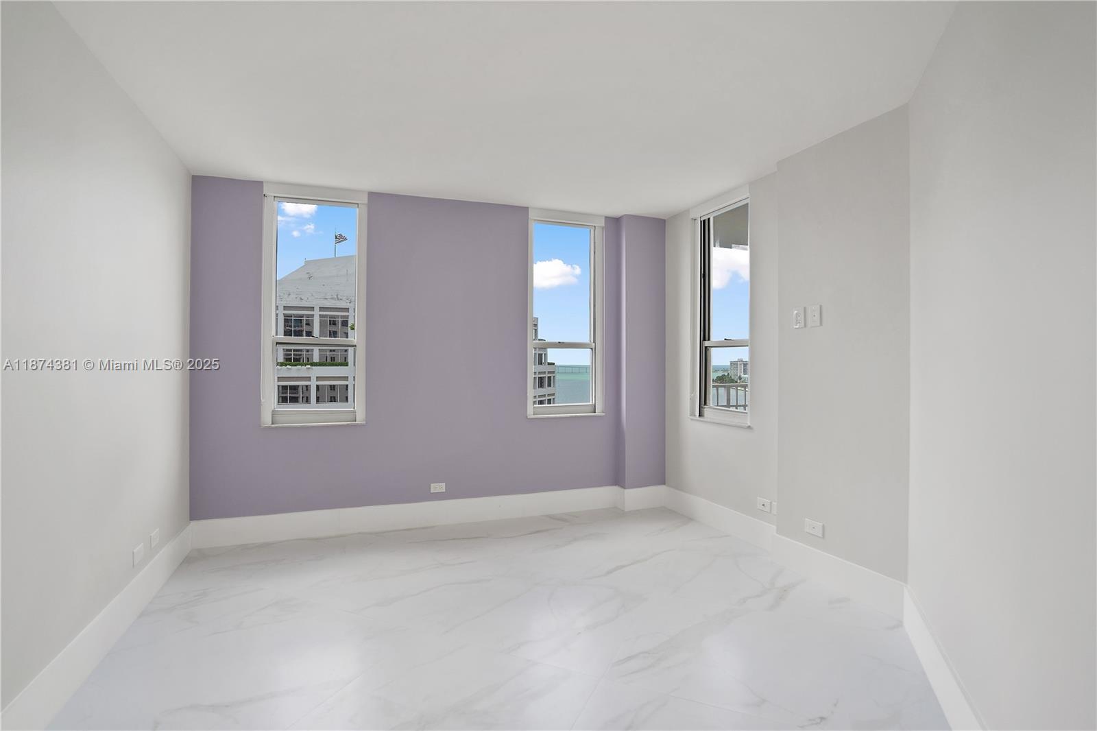 image Courvoisier Courts Condo15