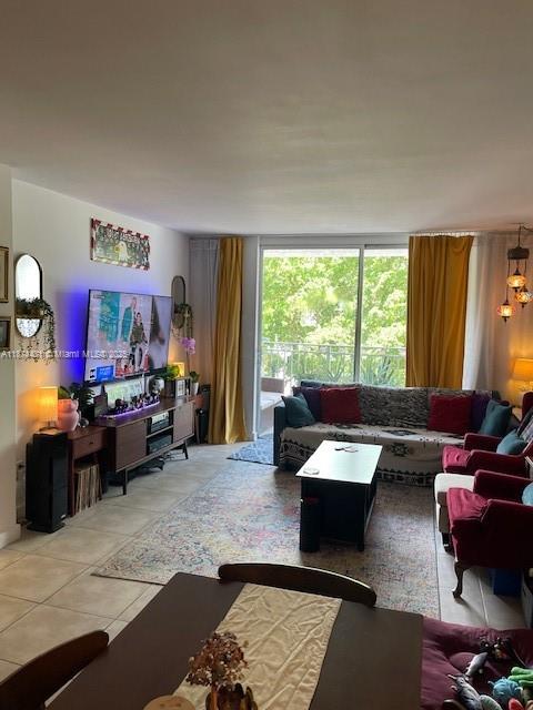 750 NE 64th St #B401 Miami, FL 33138