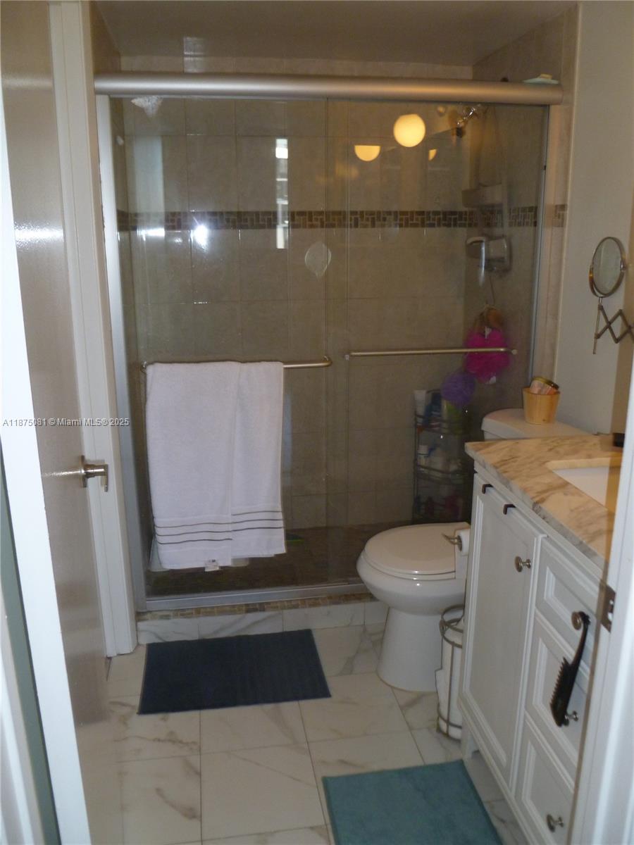 image Brickell Key Two18