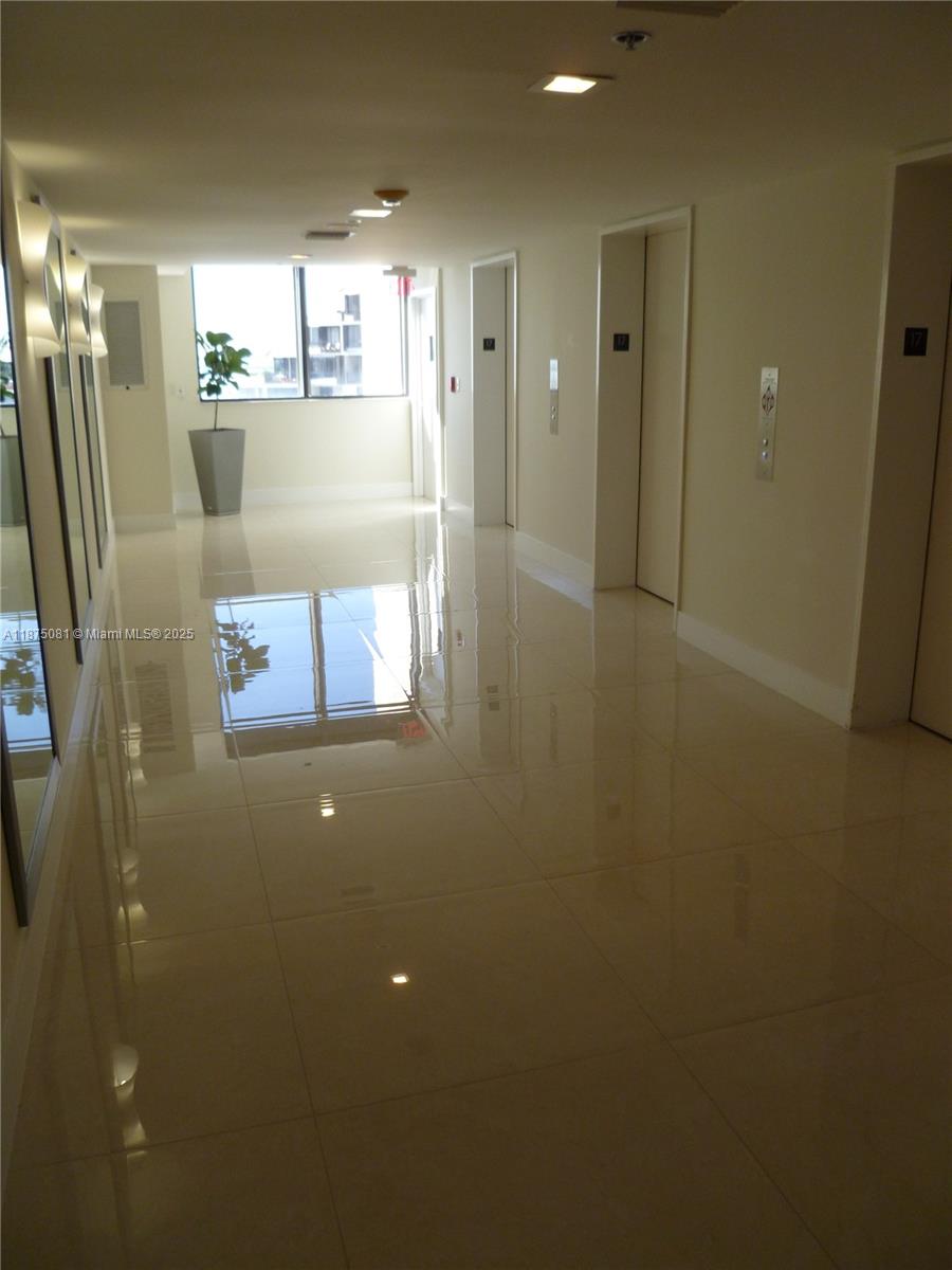 image Brickell Key Two28