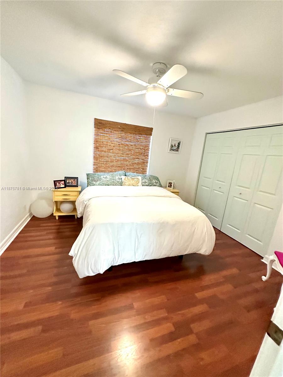 656 Verona Pl Weston, FL 33326