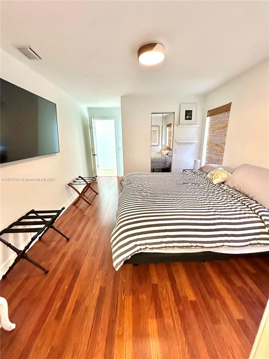 656 Verona Pl Weston, FL 33326