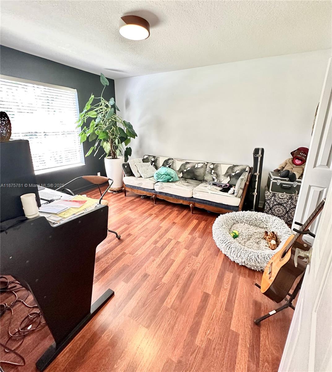 656 Verona Pl Weston, FL 33326