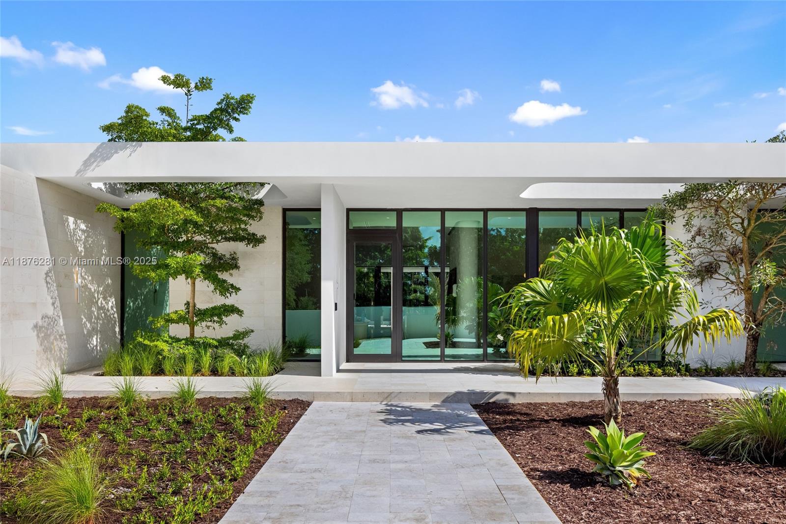 5671 SW 130th Ave Southwest Ranches, FL 33330 5671 SW 130th Ave Southwest Ranches, FL 33330