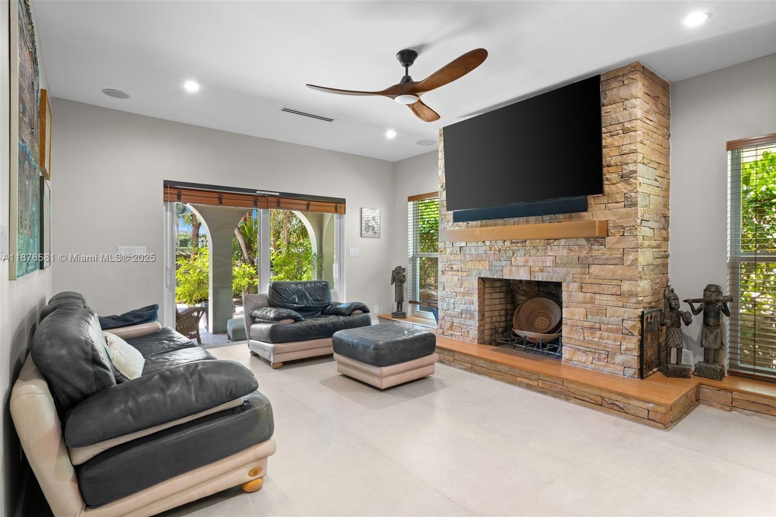 3200 NE 165th St North Miami Beach, FL 33160