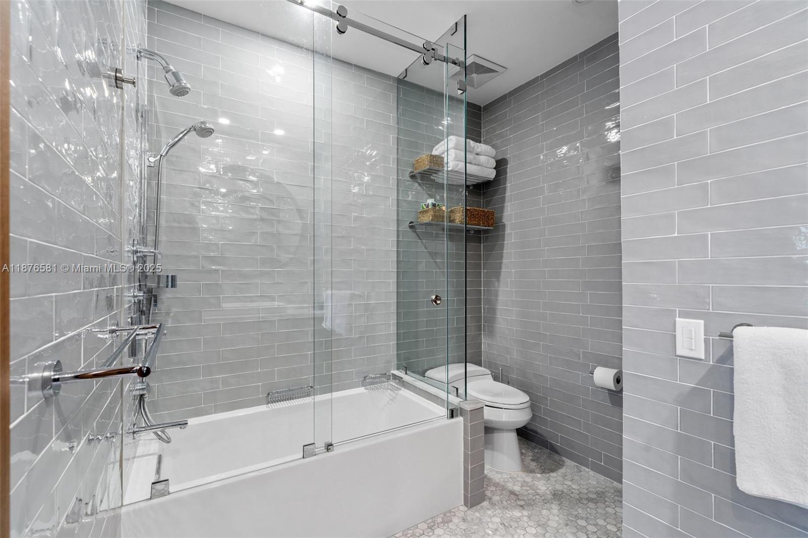 3200 NE 165th St North Miami Beach, FL 33160