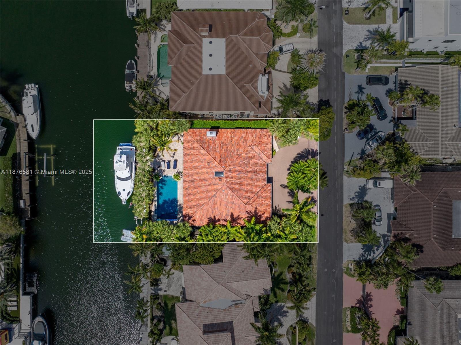 3200 NE 165th St North Miami Beach, FL 33160