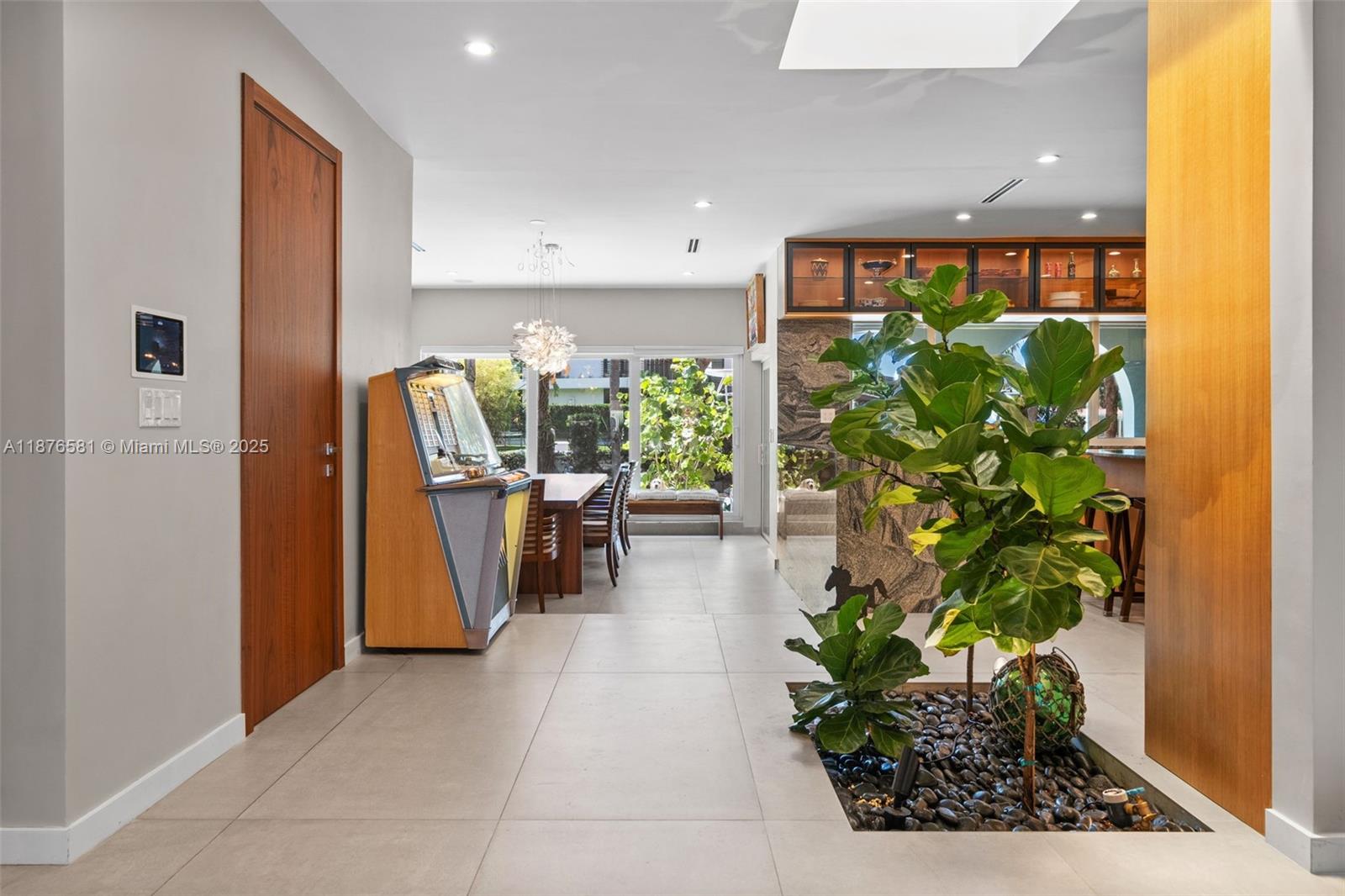 3200 NE 165th St North Miami Beach, FL 33160