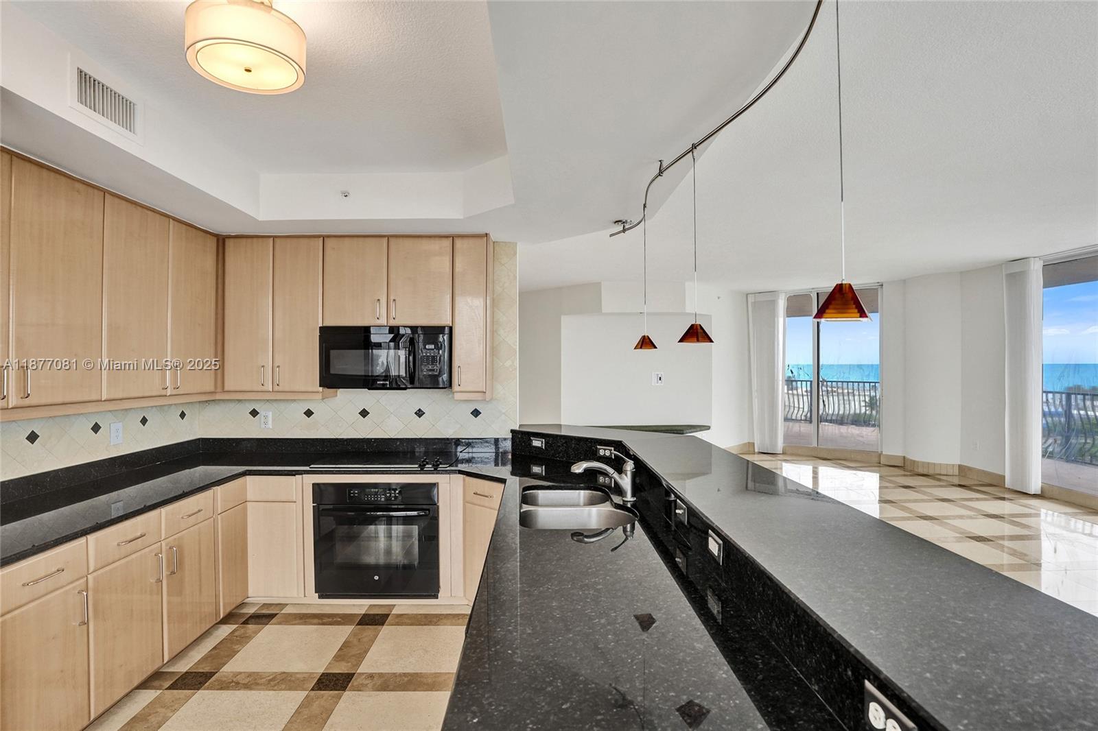 100 S Birch Rd #906B Fort Lauderdale, FL 33316