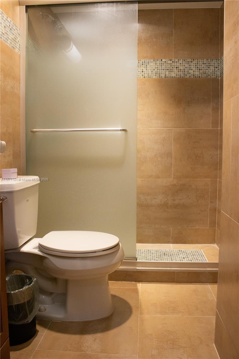 image Brickell Place Condo11