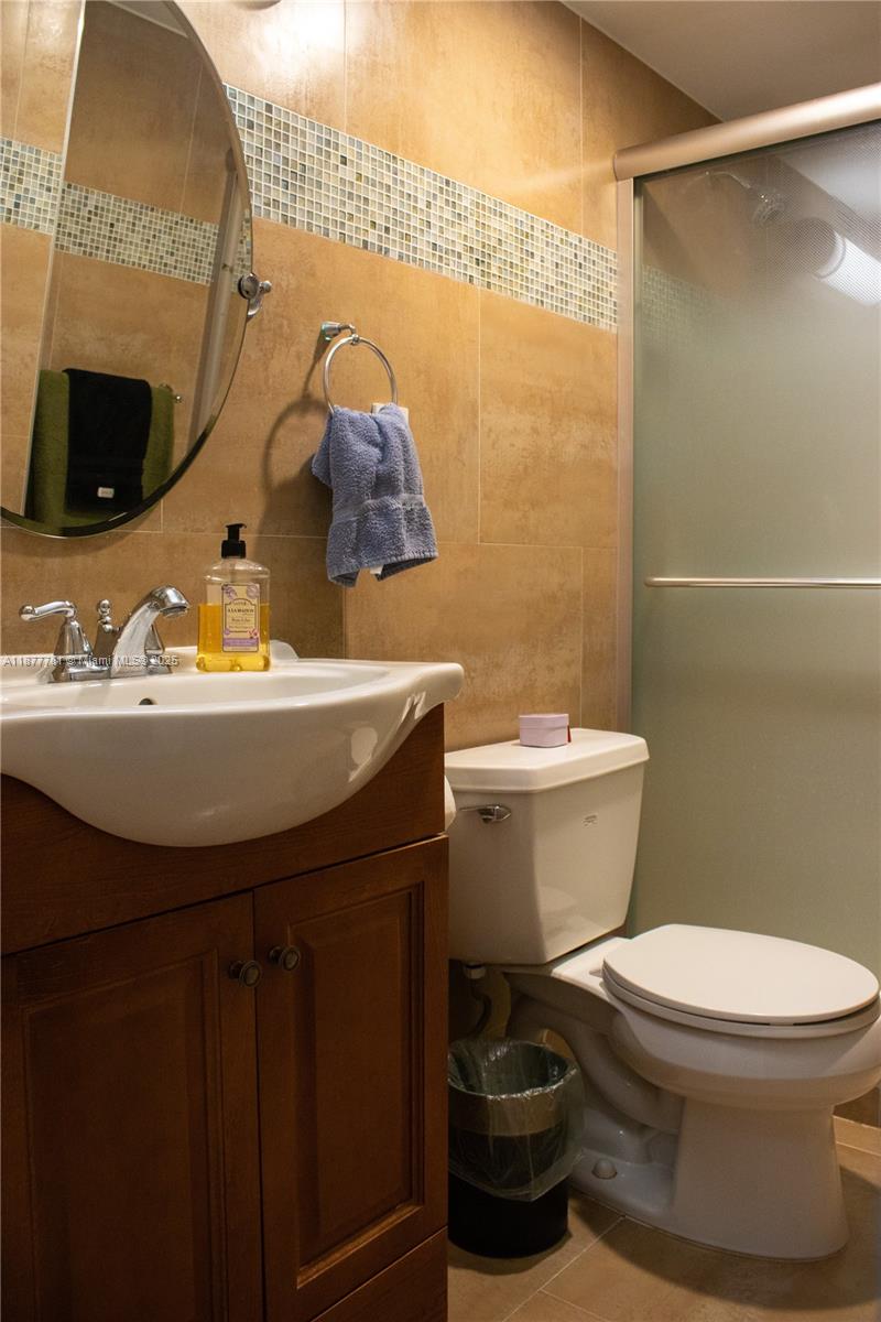 image Brickell Place Condo13