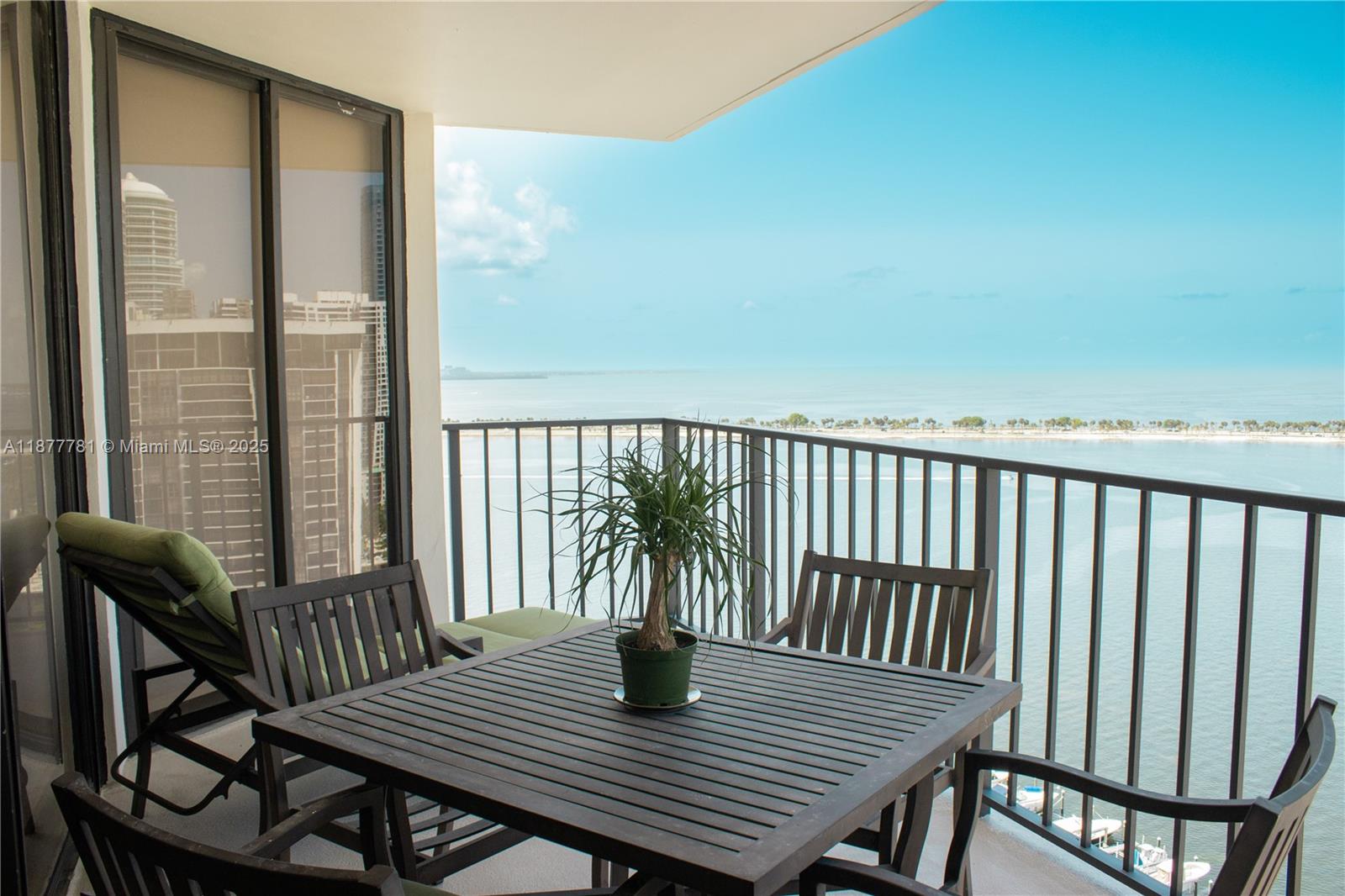 image Brickell Place Condo1