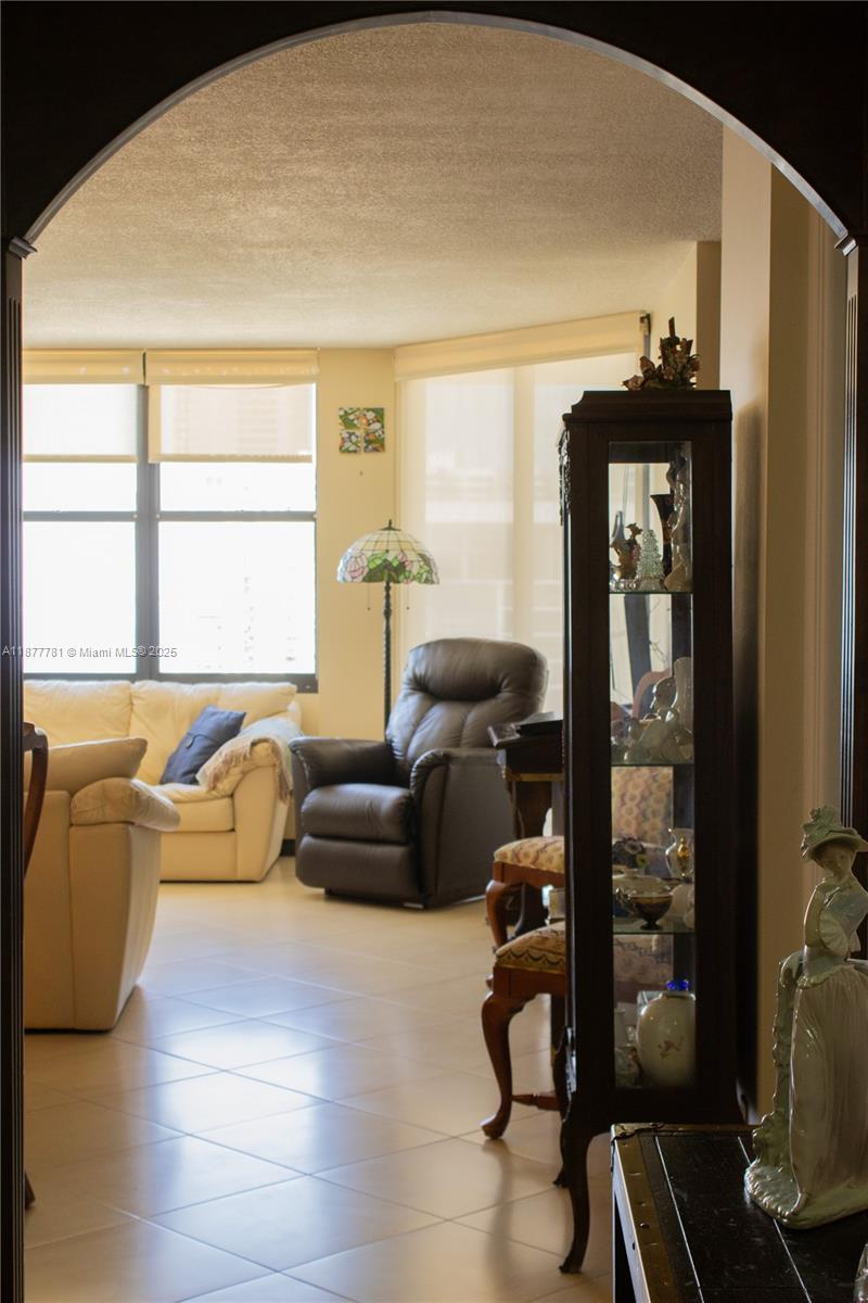 image Brickell Place Condo2