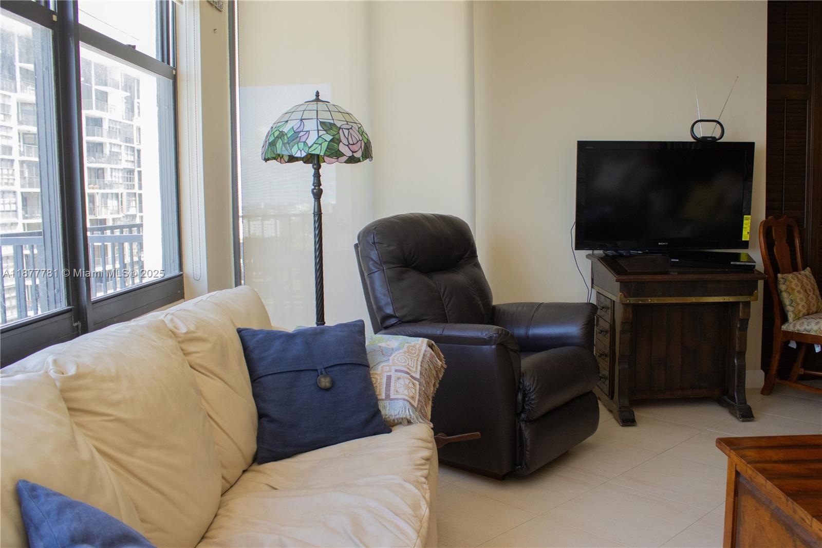 image Brickell Place Condo6