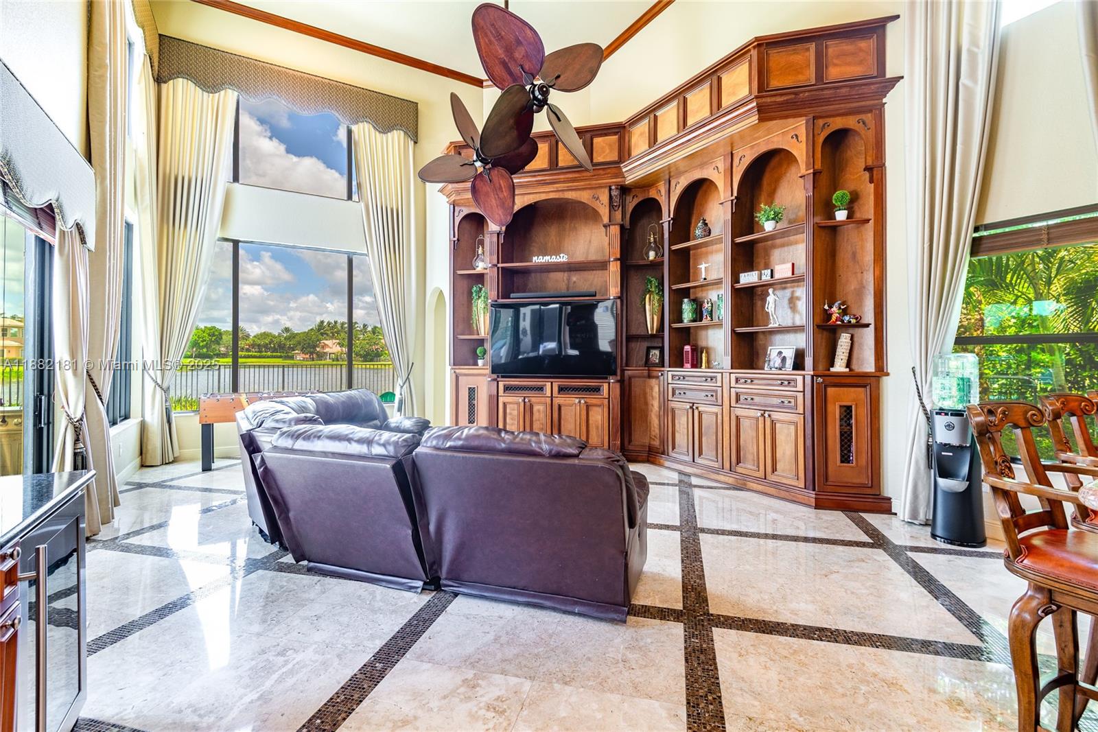 8747 Caraway Lk Ct Boynton Beach, FL 33473