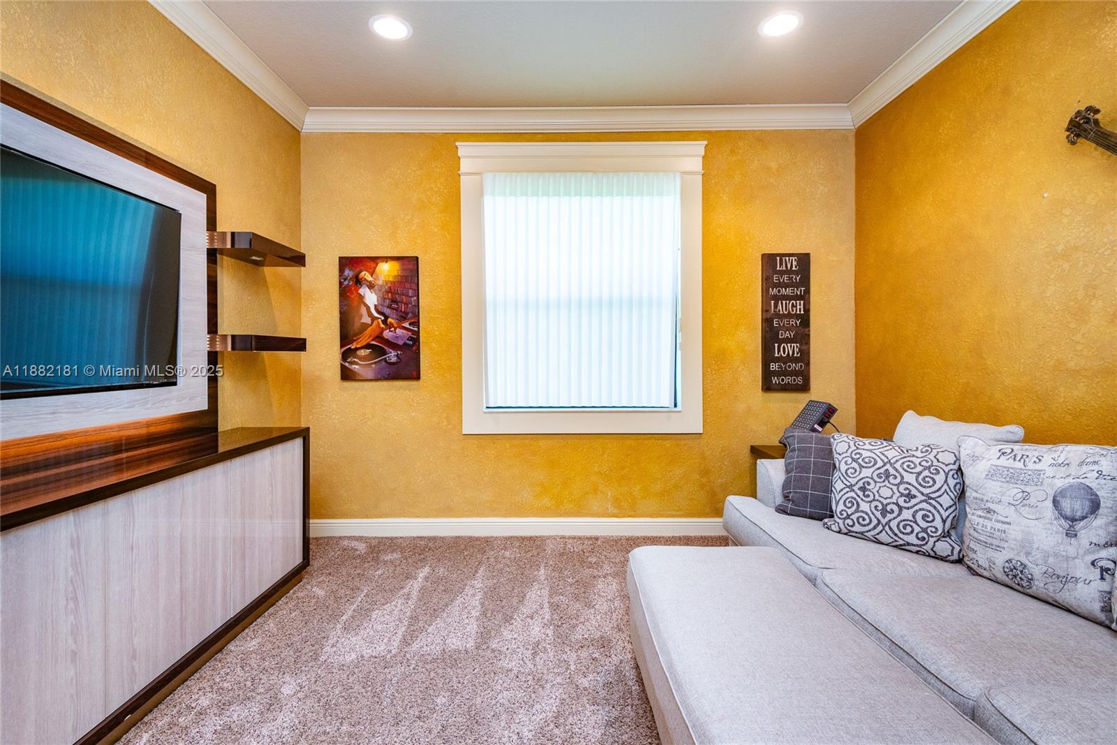 8747 Caraway Lk Ct Boynton Beach, FL 33473