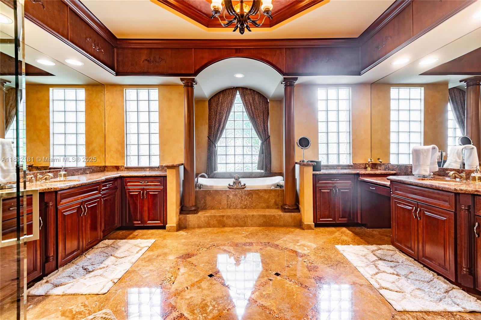 8747 Caraway Lk Ct Boynton Beach, FL 33473