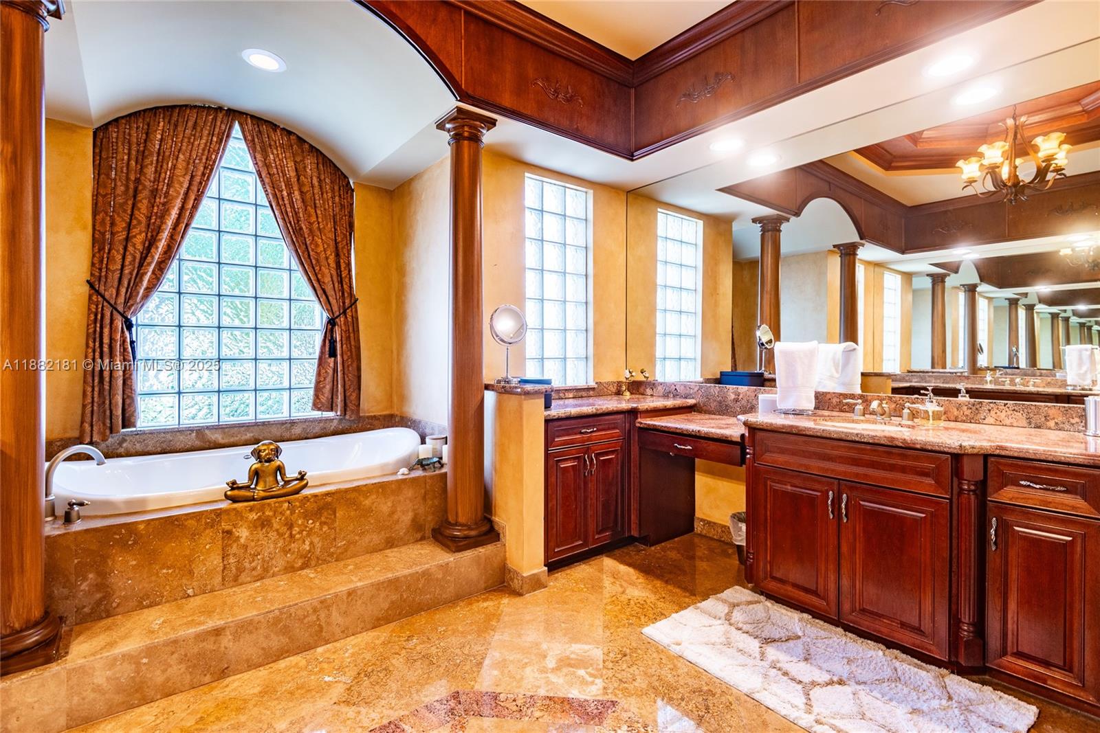 8747 Caraway Lk Ct Boynton Beach, FL 33473