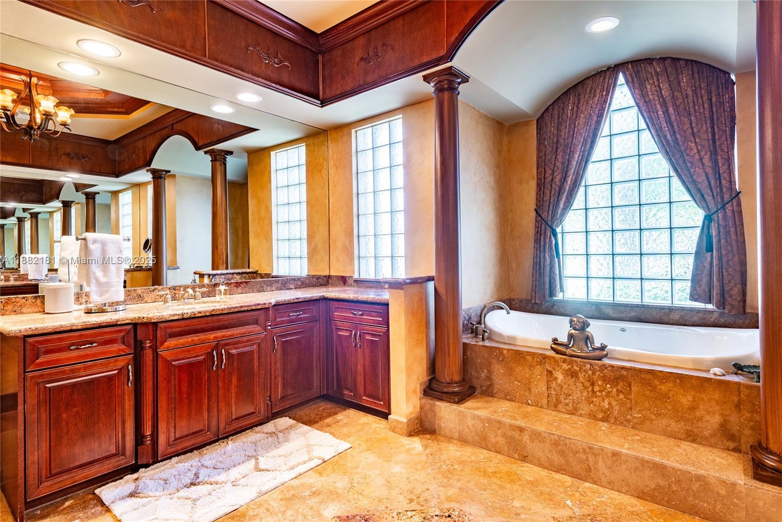 8747 Caraway Lk Ct Boynton Beach, FL 33473