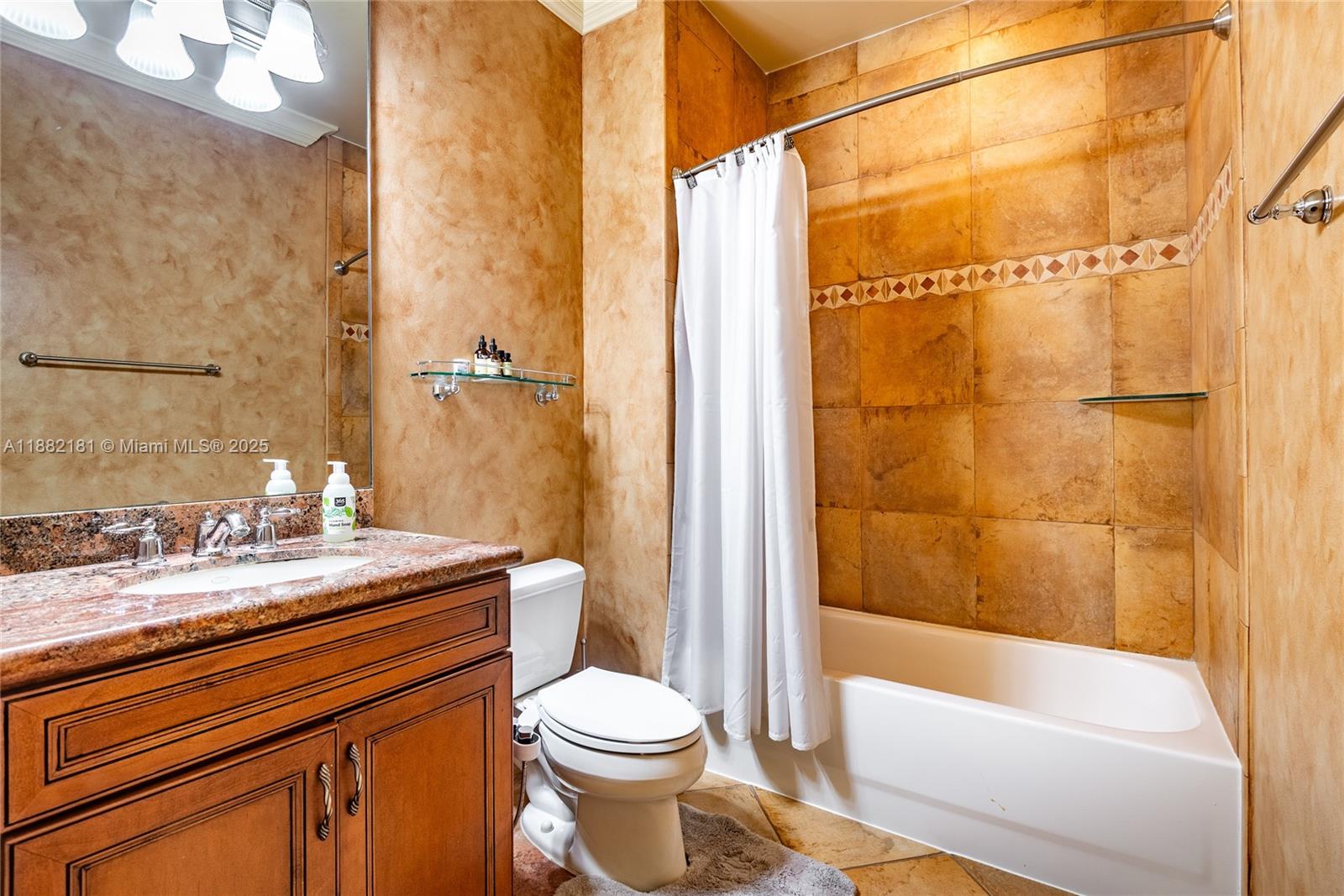 8747 Caraway Lk Ct Boynton Beach, FL 33473