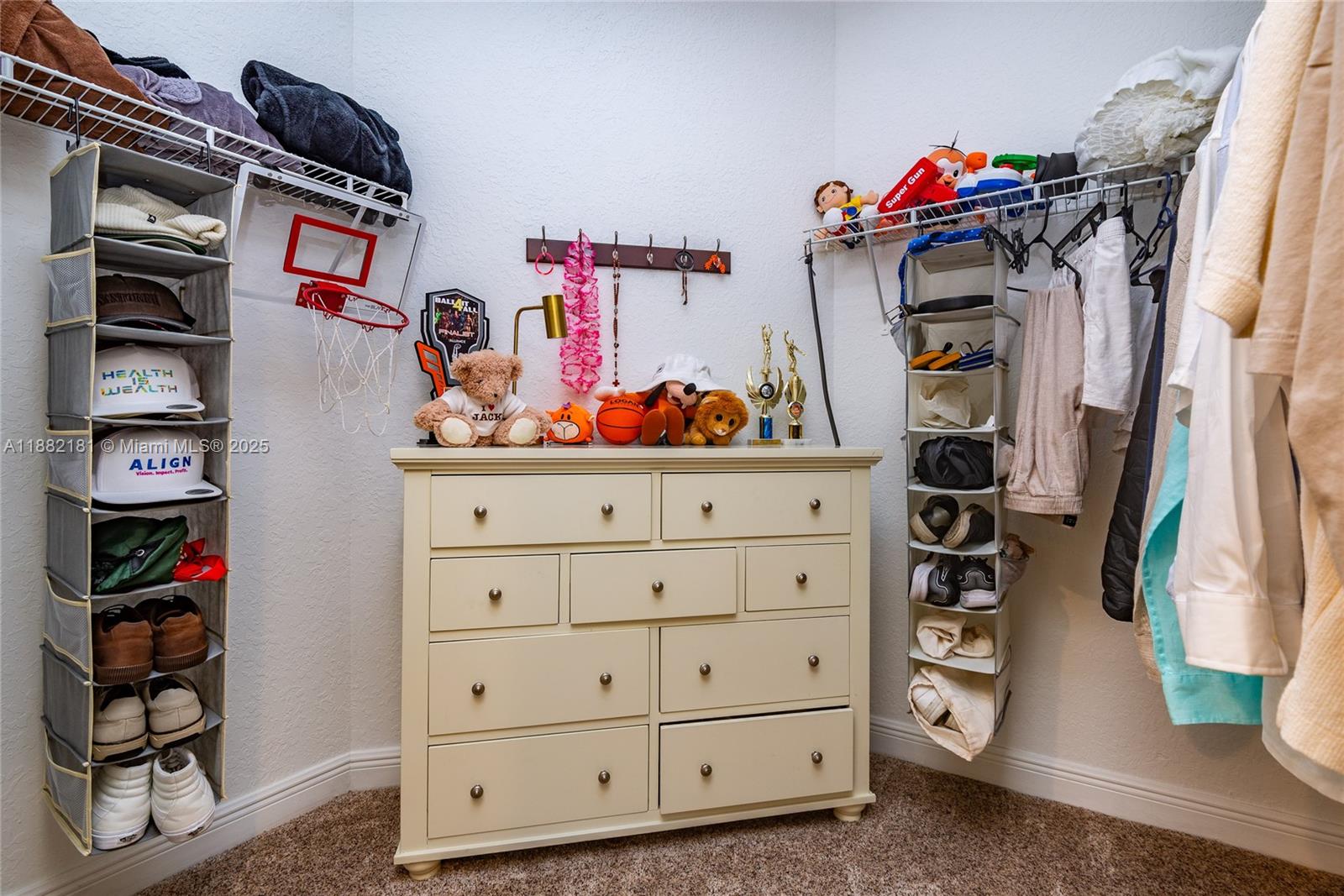 8747 Caraway Lk Ct Boynton Beach, FL 33473