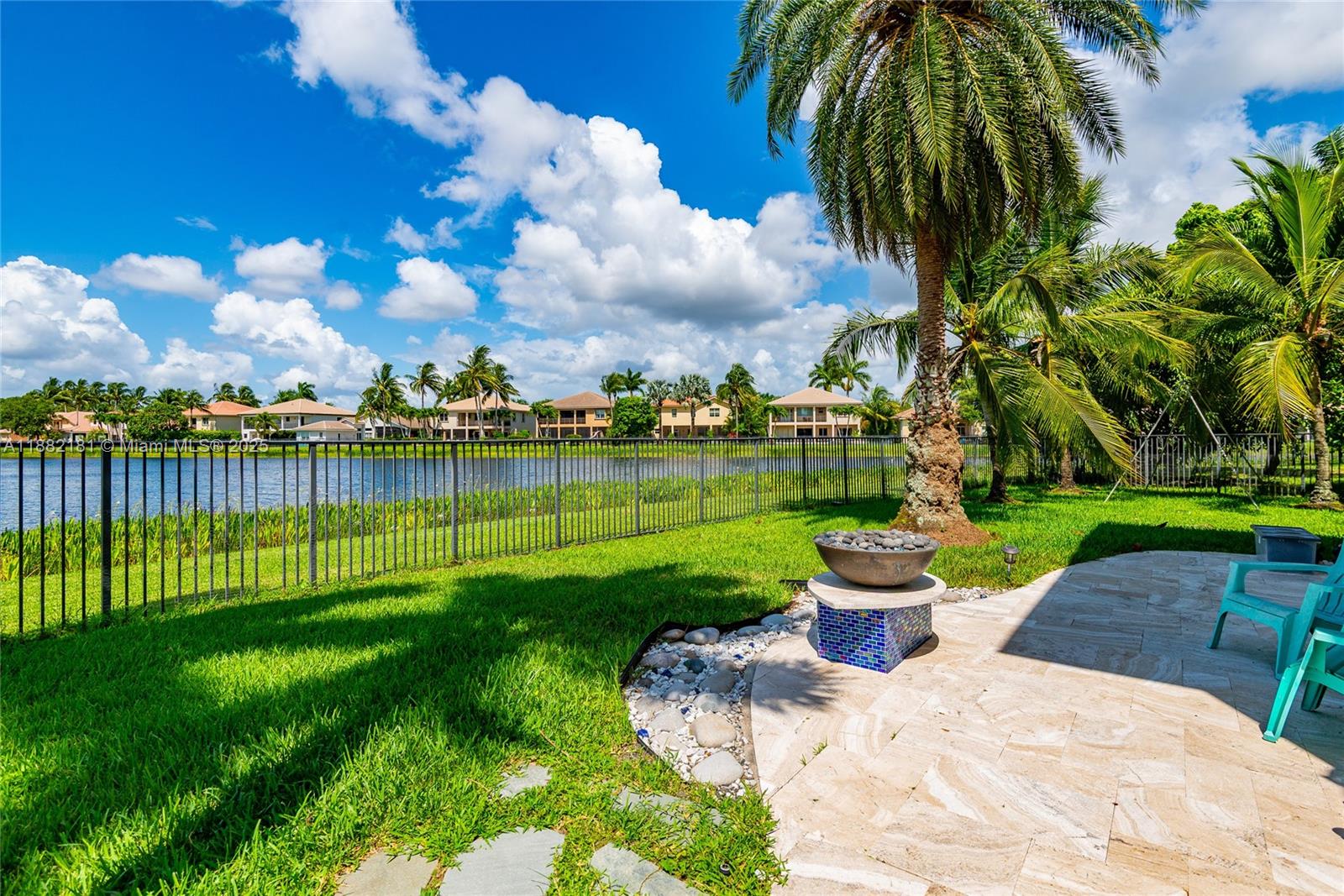 8747 Caraway Lk Ct Boynton Beach, FL 33473