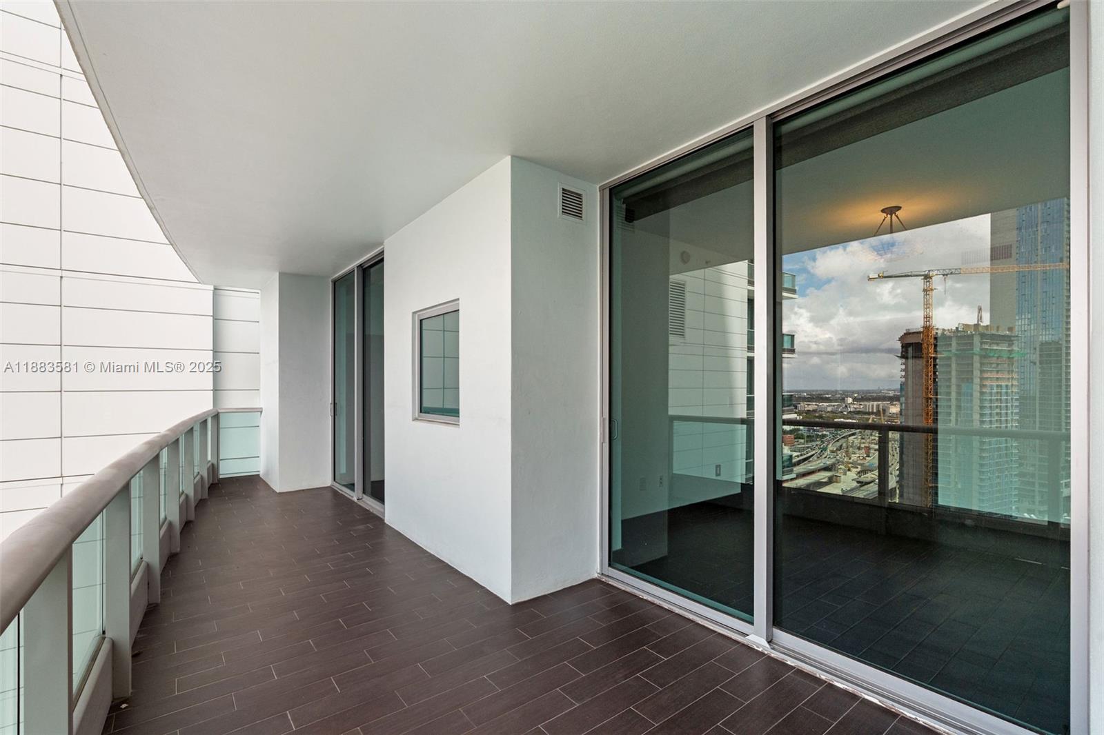 image 900 Biscayne Bay Condo36