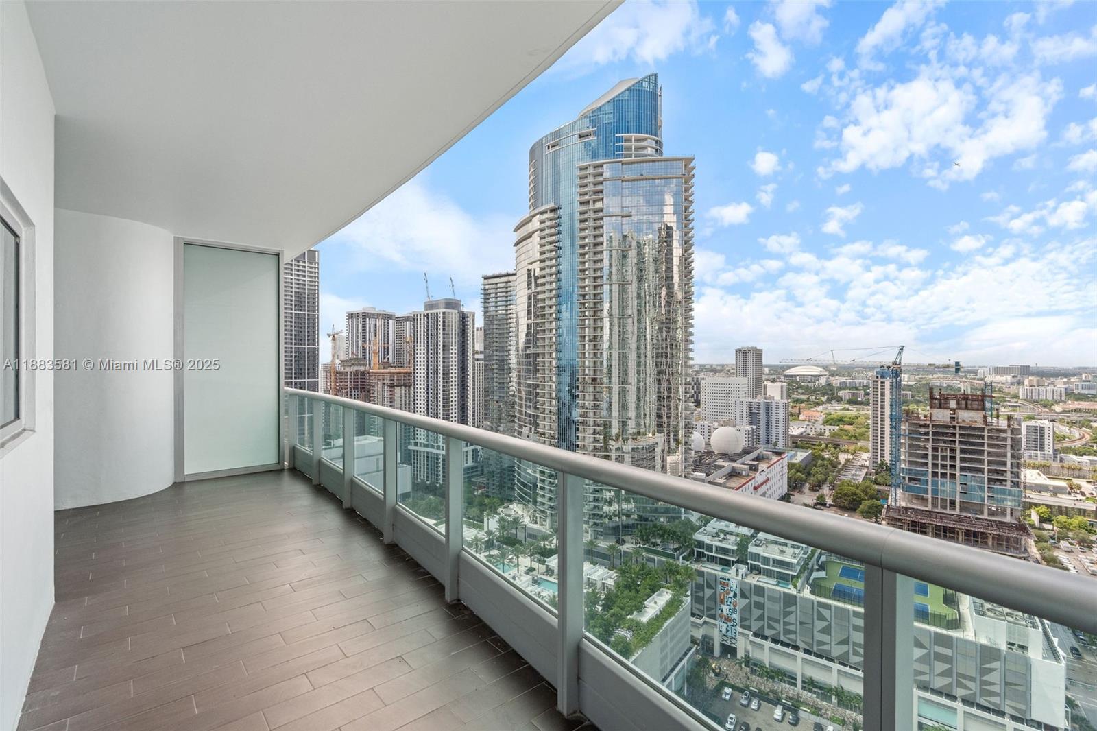image 900 Biscayne Bay Condo39