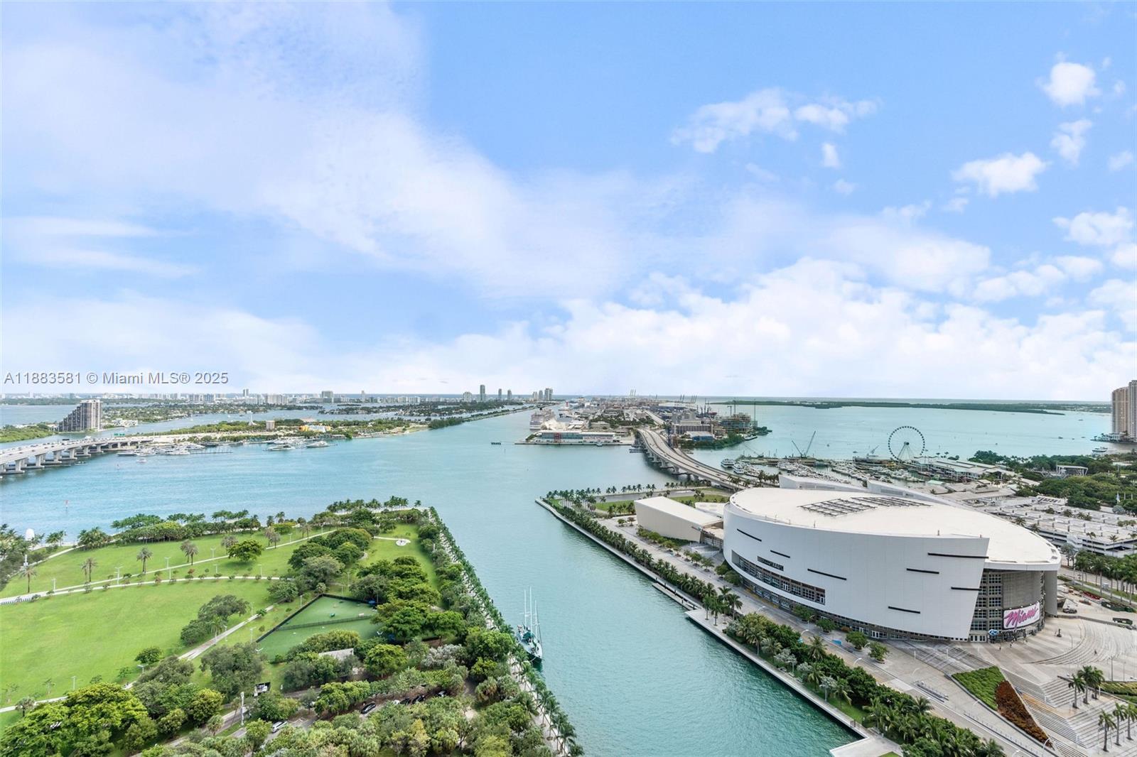 image 900 Biscayne Bay Condo40