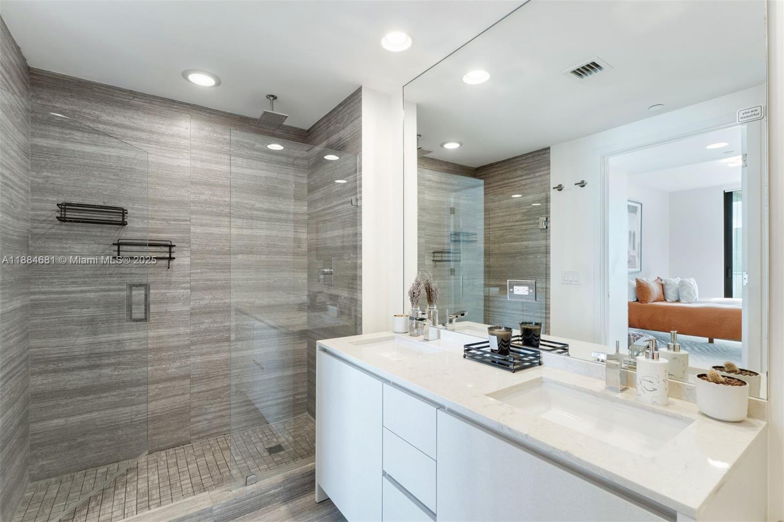 image 1010 Brickell11