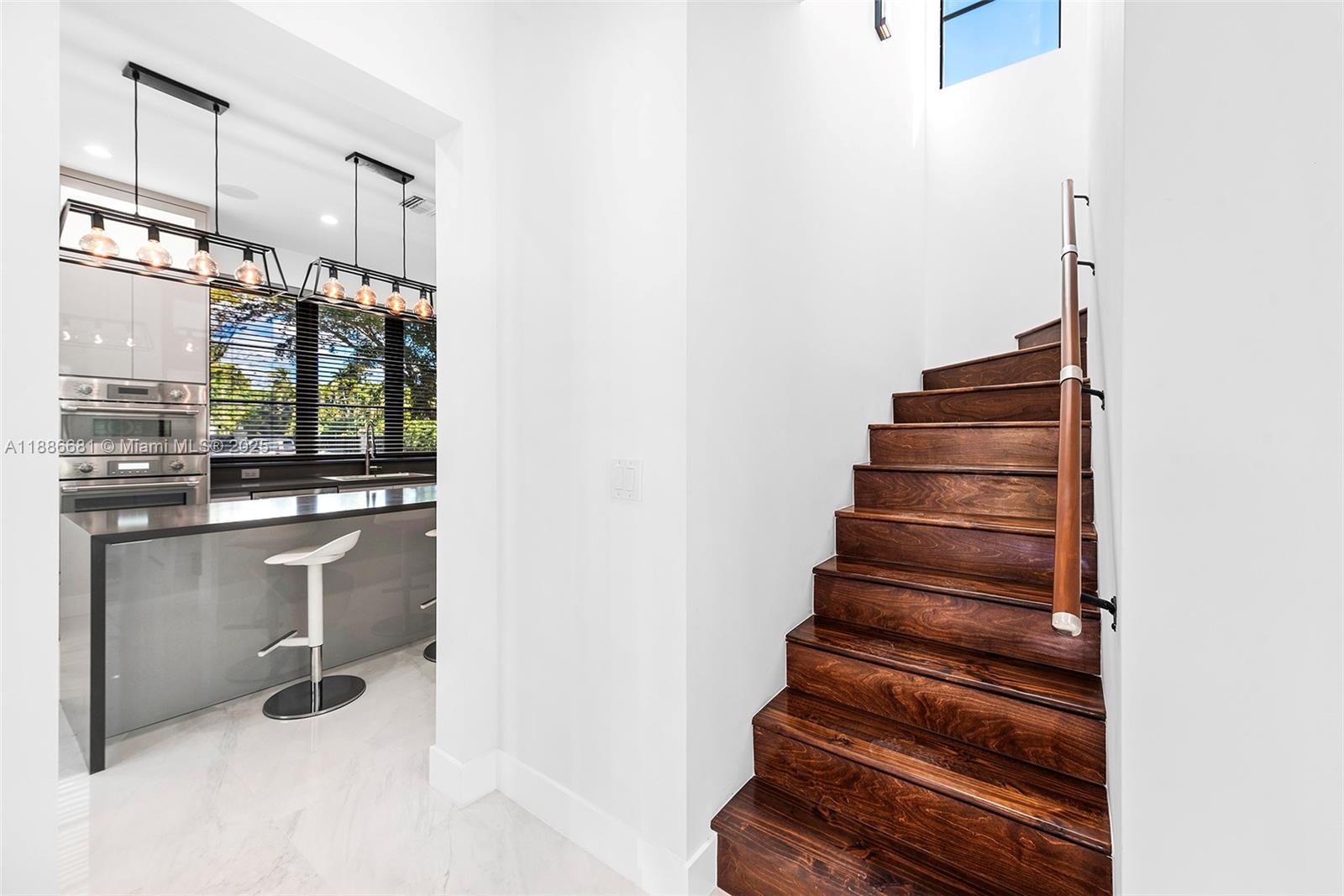 638 Escobar Ave Coral Gables, FL 33134