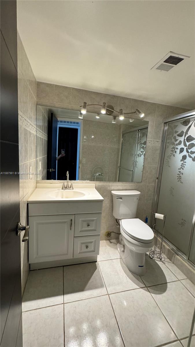 160 NE 203rd Ter #E31,Miami Gardens, FL 33179