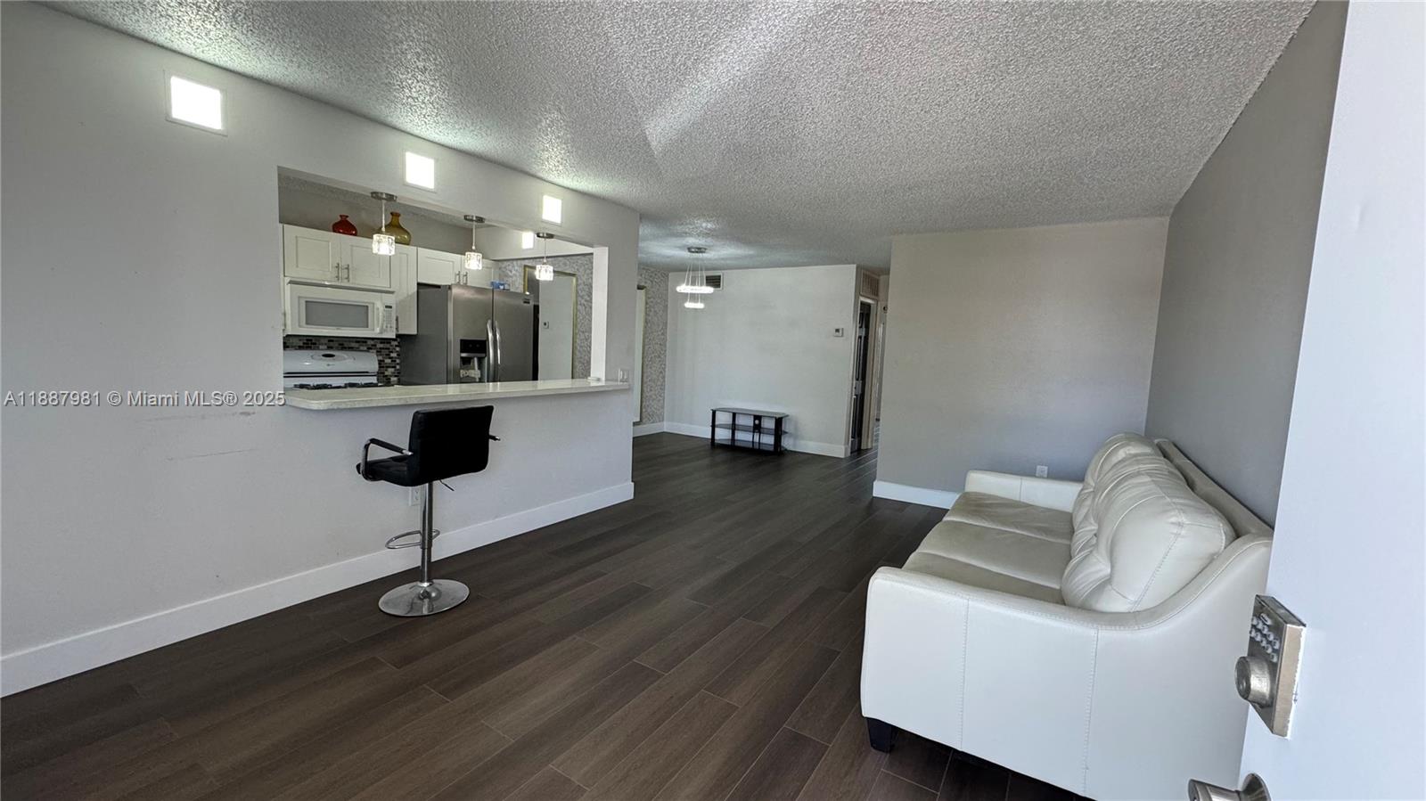 160 NE 203rd Ter #E31,Miami Gardens, FL 33179