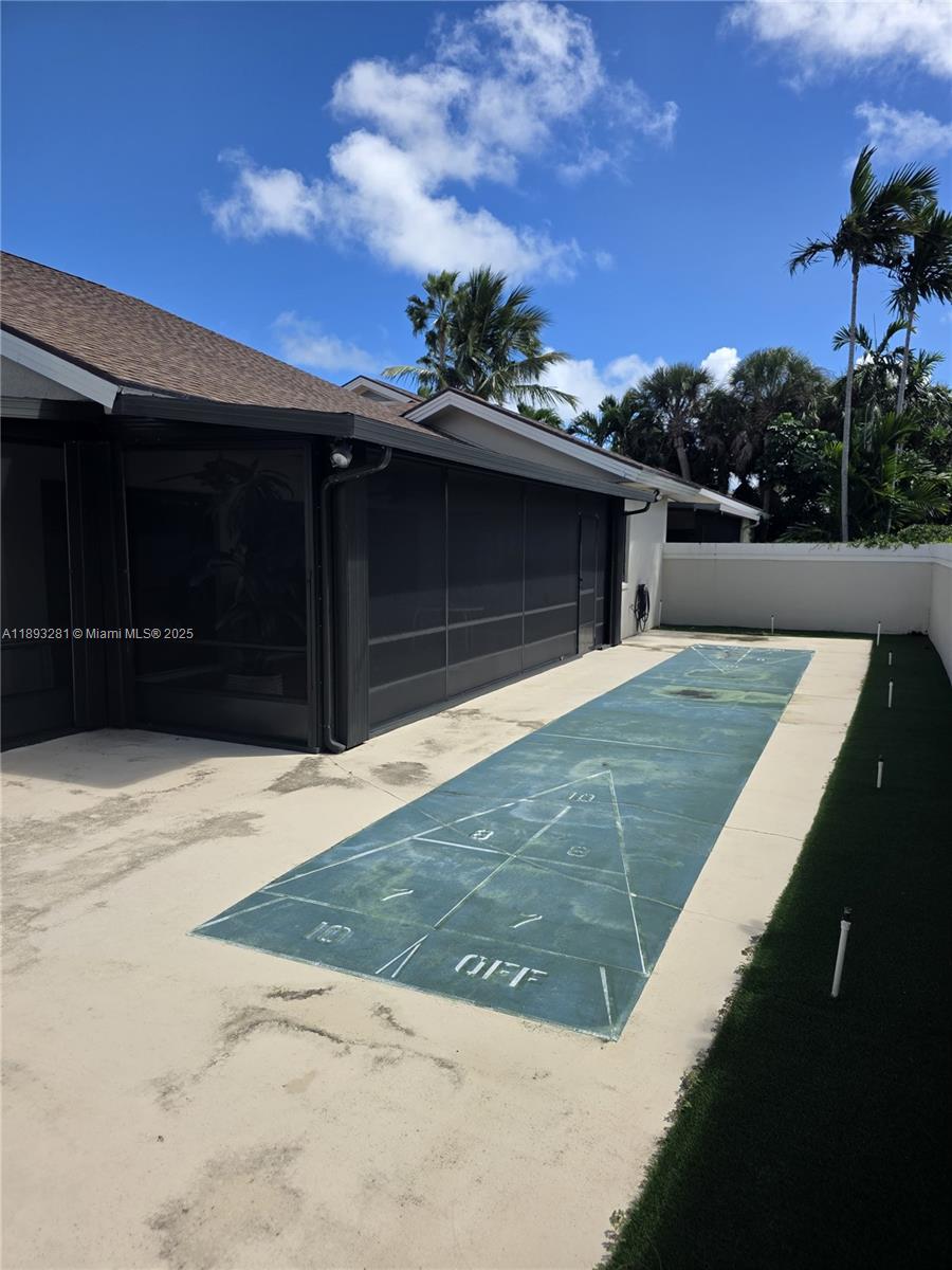 198 Ridge Rd Jupiter, FL 33477