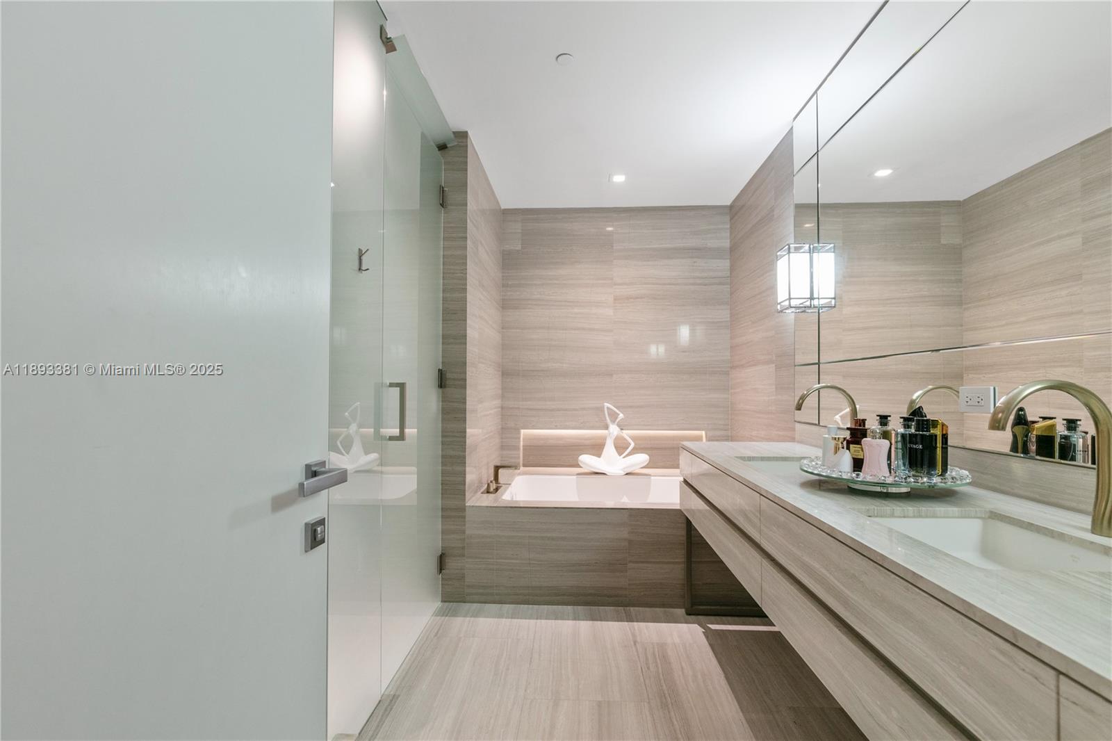 image Residences By Armani Casa23