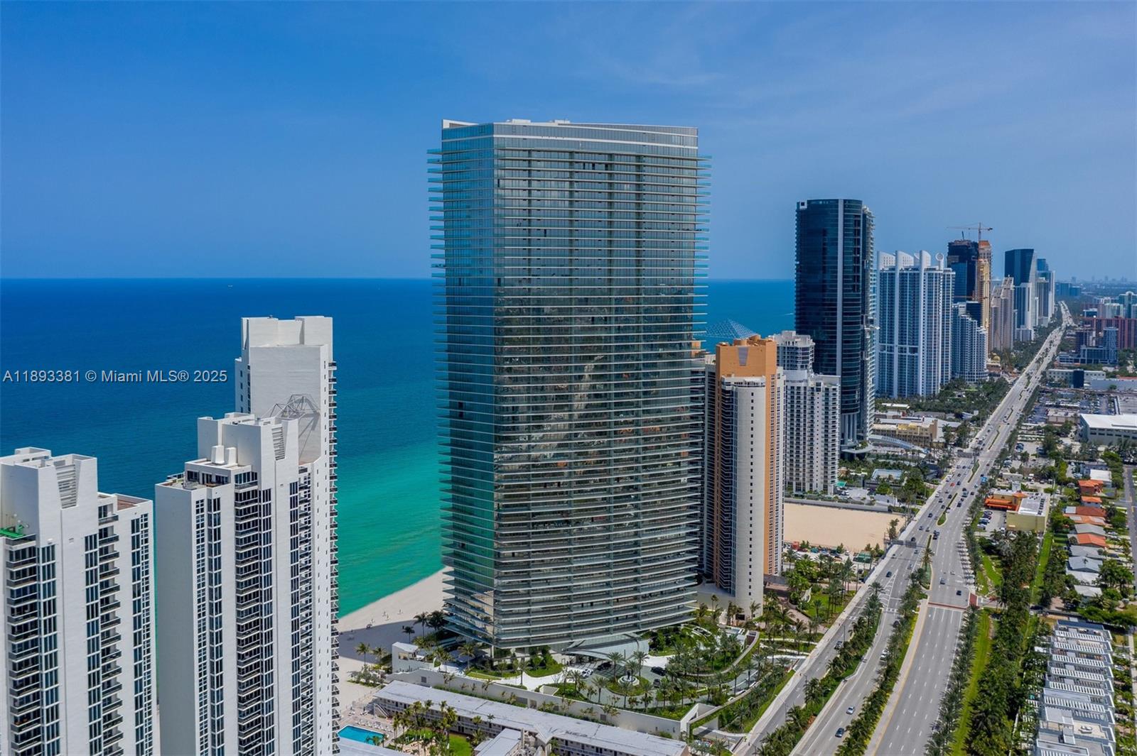 image Residences By Armani Casa33