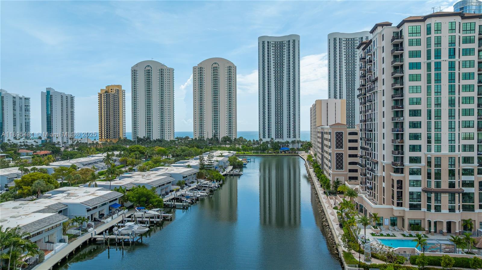 214 Poinciana Dr #204 Sunny Isles Beach, FL 33160