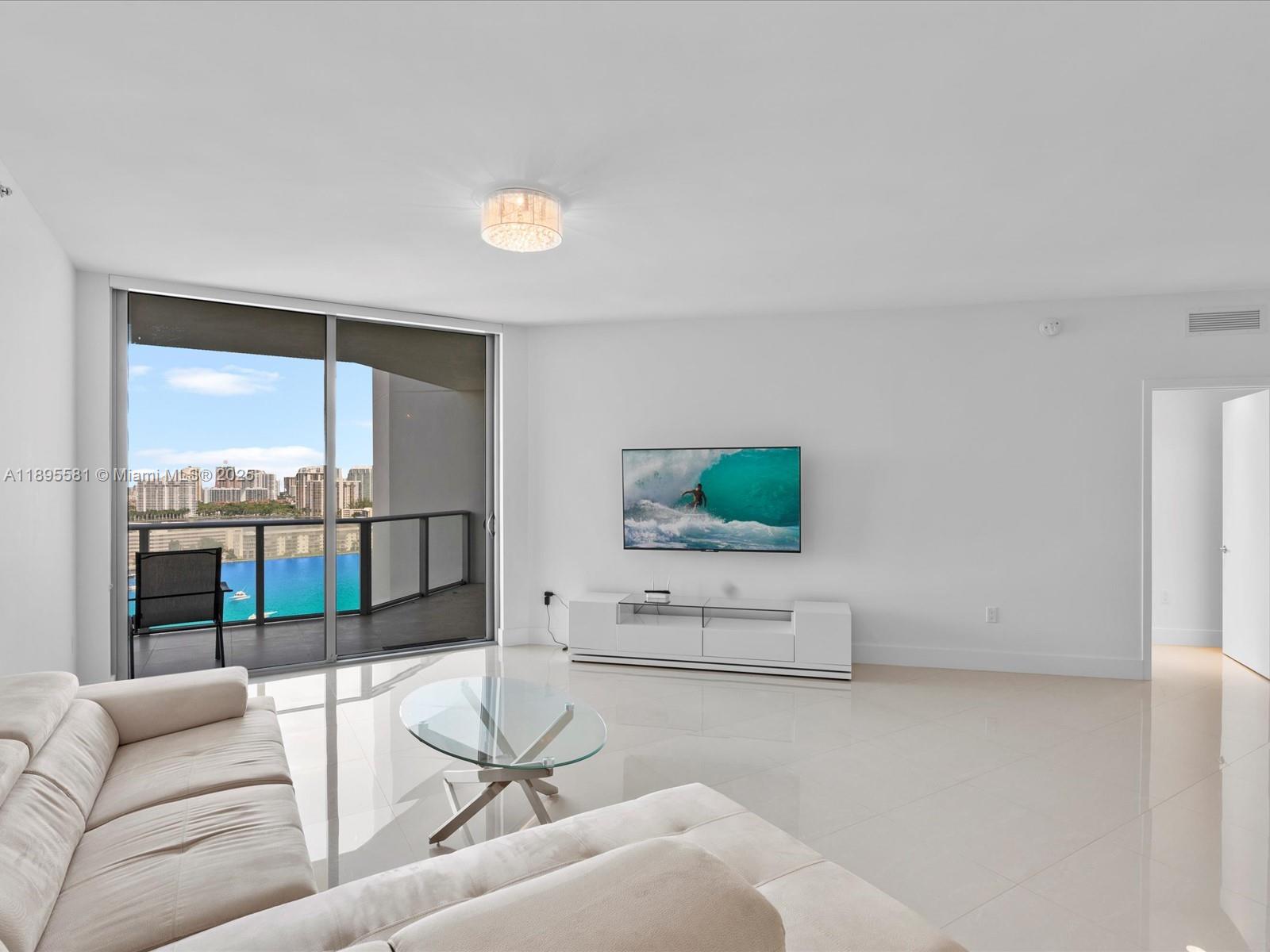 image Marina Palms North9