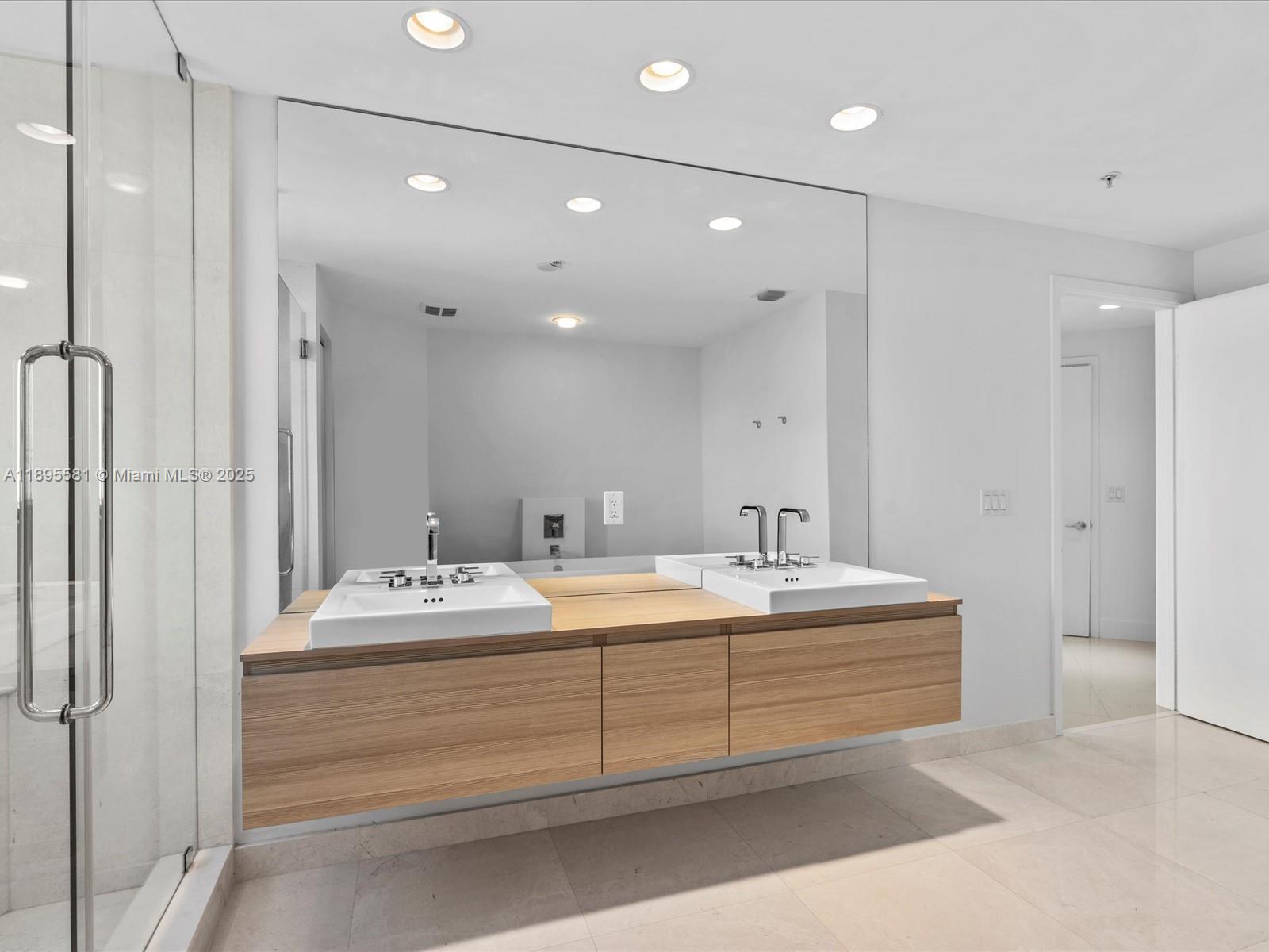 image Marina Palms North28